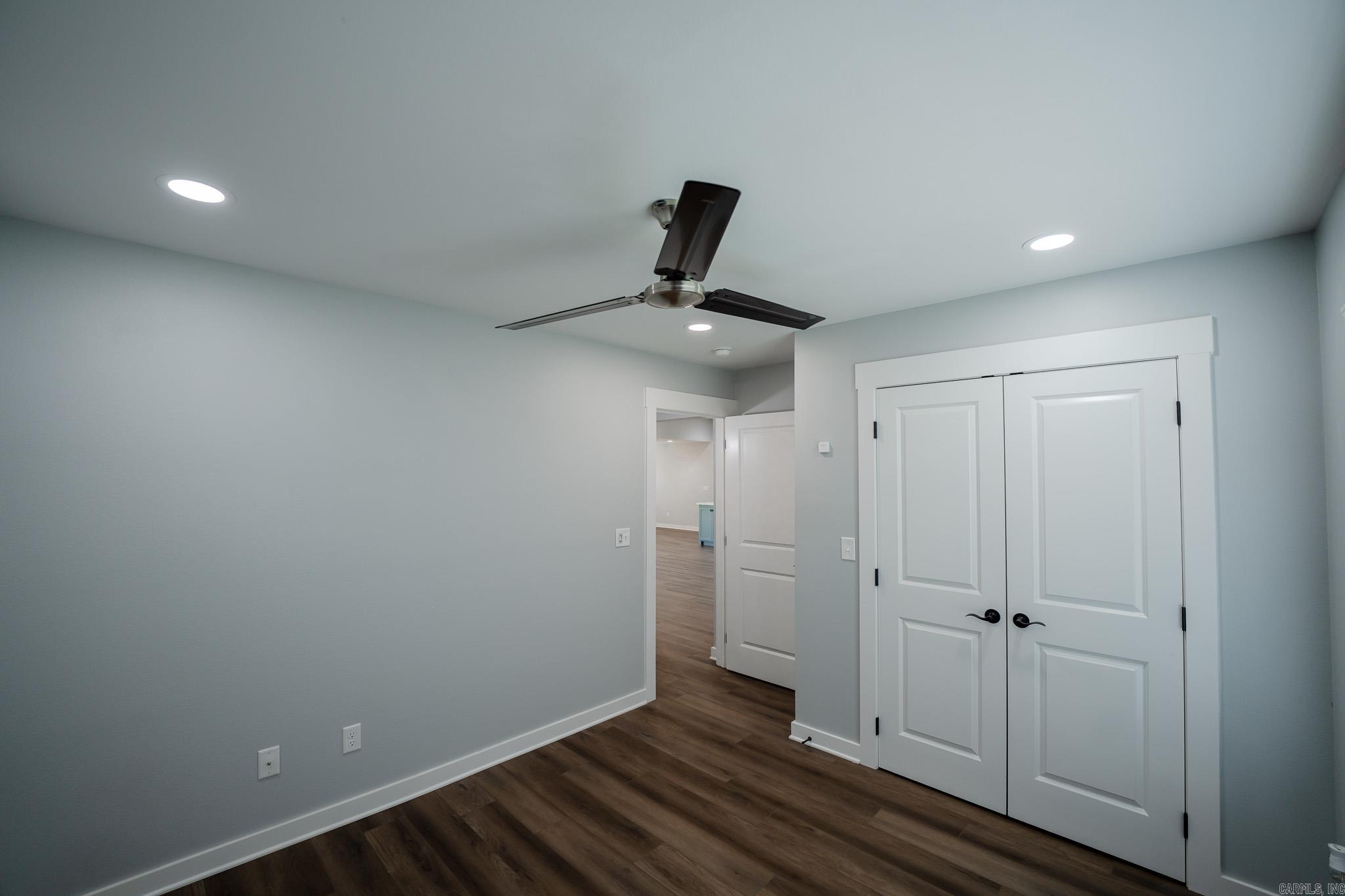 RIVENDALE COVE - Residential