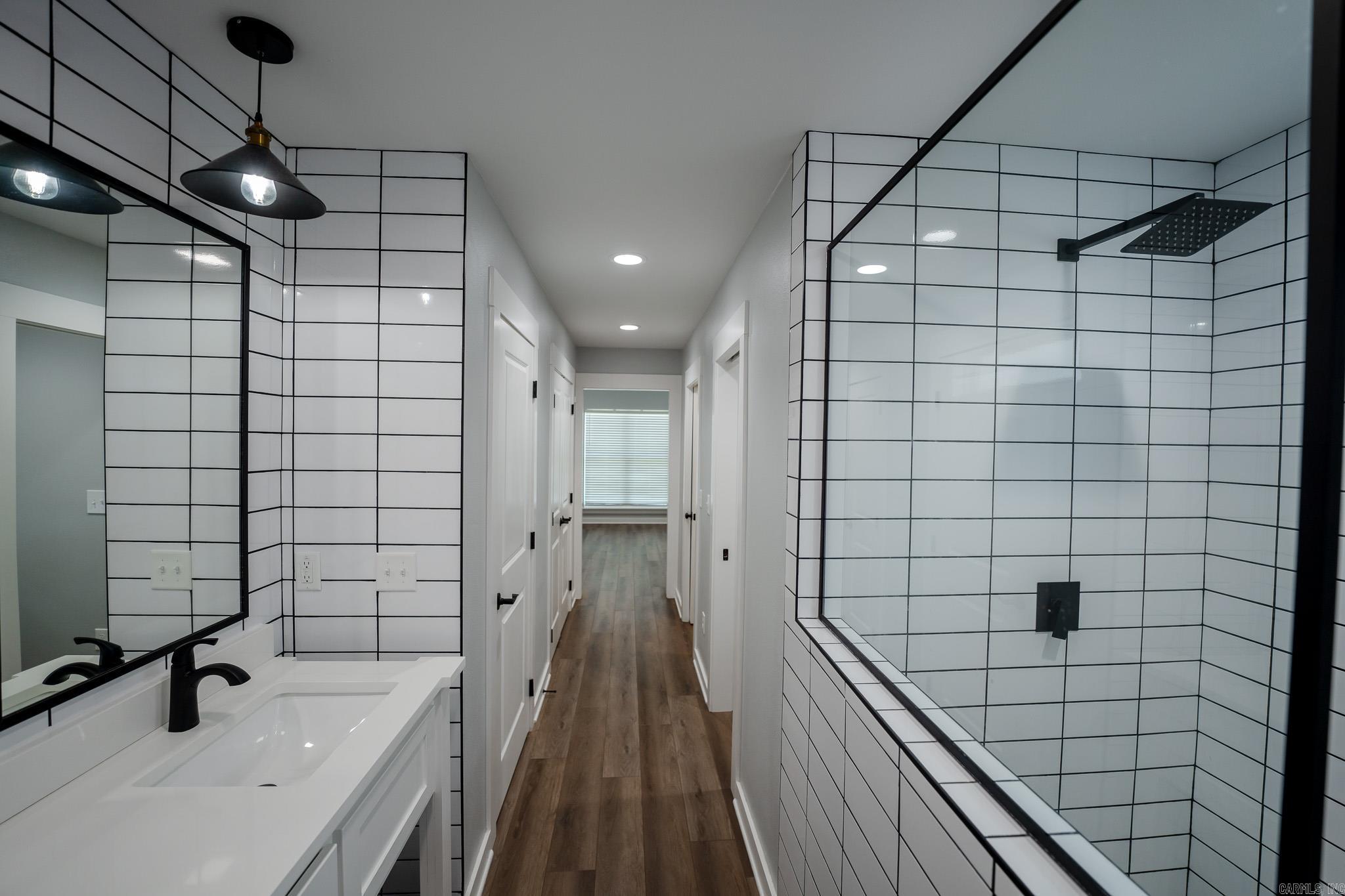 RIVENDALE COVE - Residential