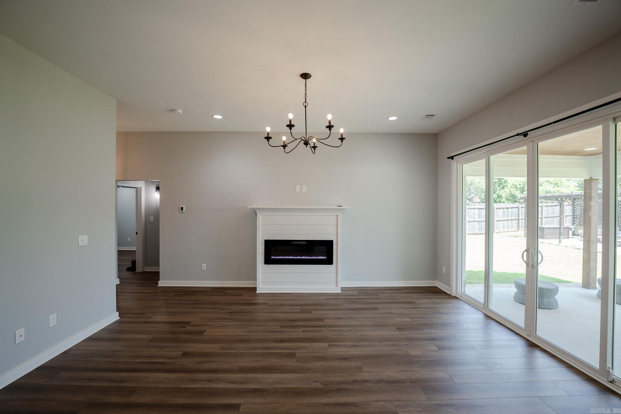 RIVENDALE COVE - Residential