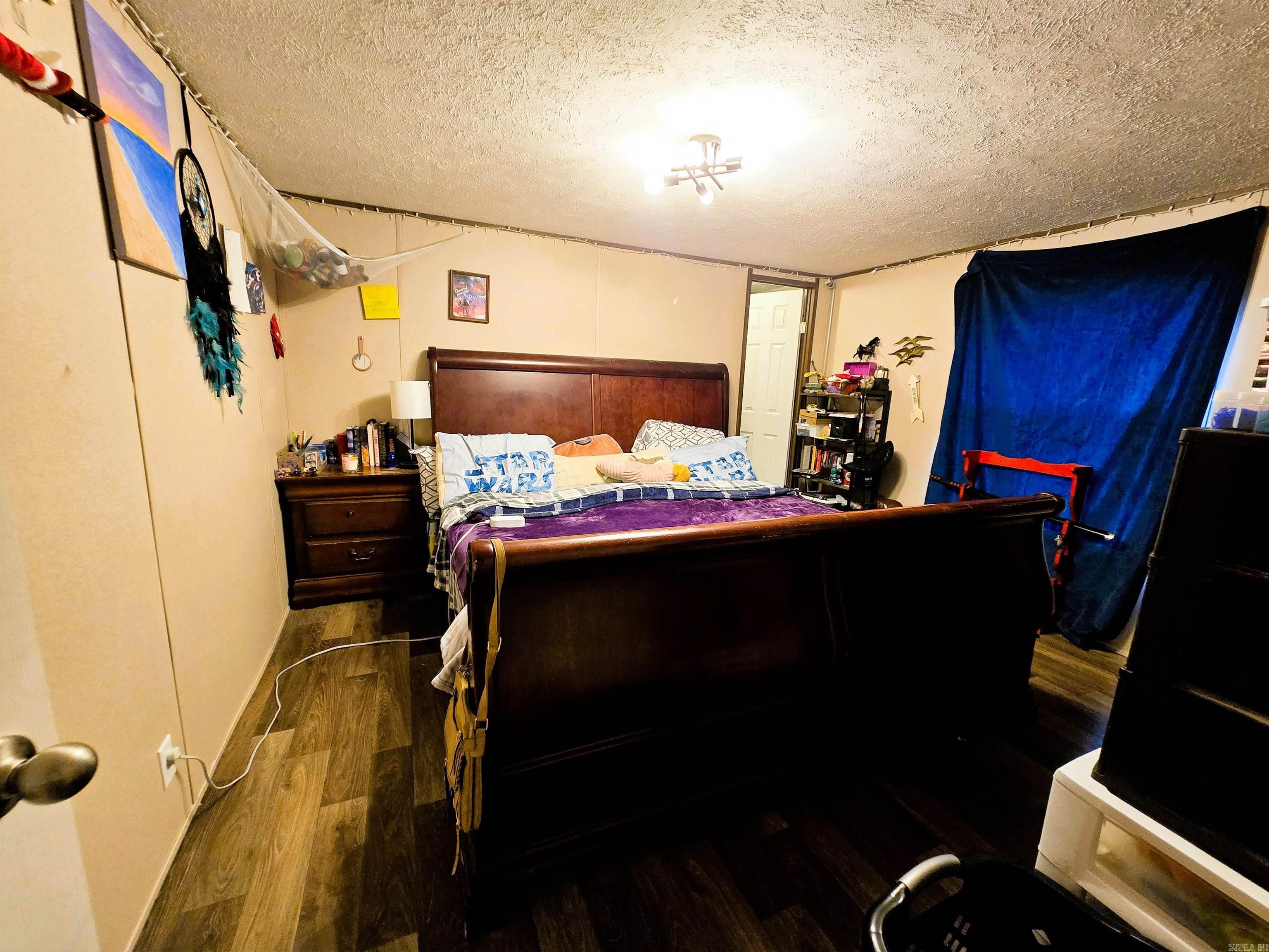 OAKVIEW ESTATES - Residential