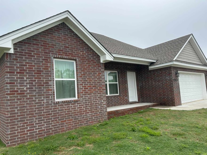 This beautiful 2023-built home features a spacious split and open floor plan perfect for comfortable living. The primary suite boasts a tray ceiling, a generous  master bathroom, and a walk-in closet. Enjoy a stylish kitchen with a large island—ideal for both cooking and entertaining. Outside, you’ll find a large backyard and a 2-car garage offering plenty of space and convenience