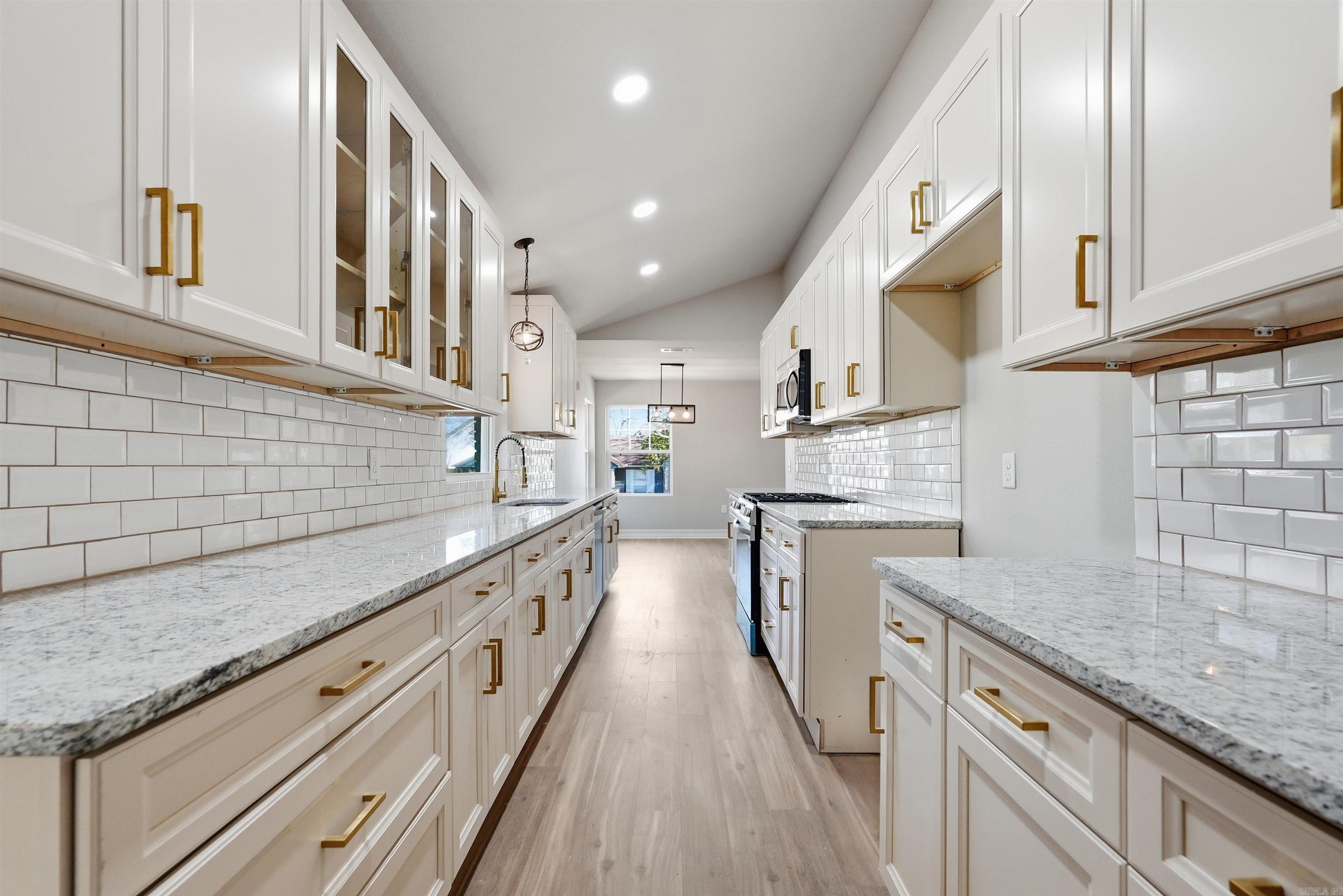 River Side - Residential