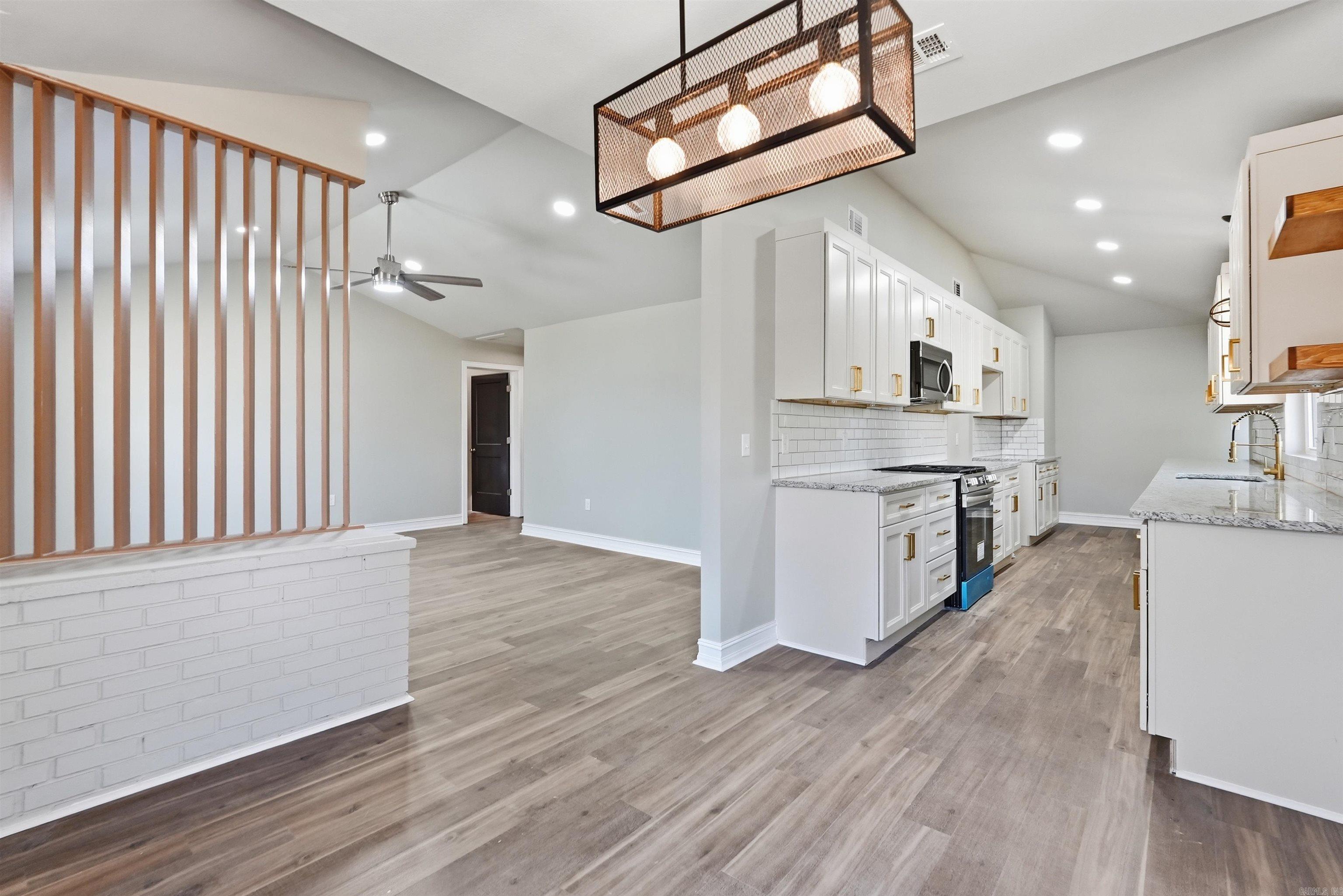 River Side - Residential