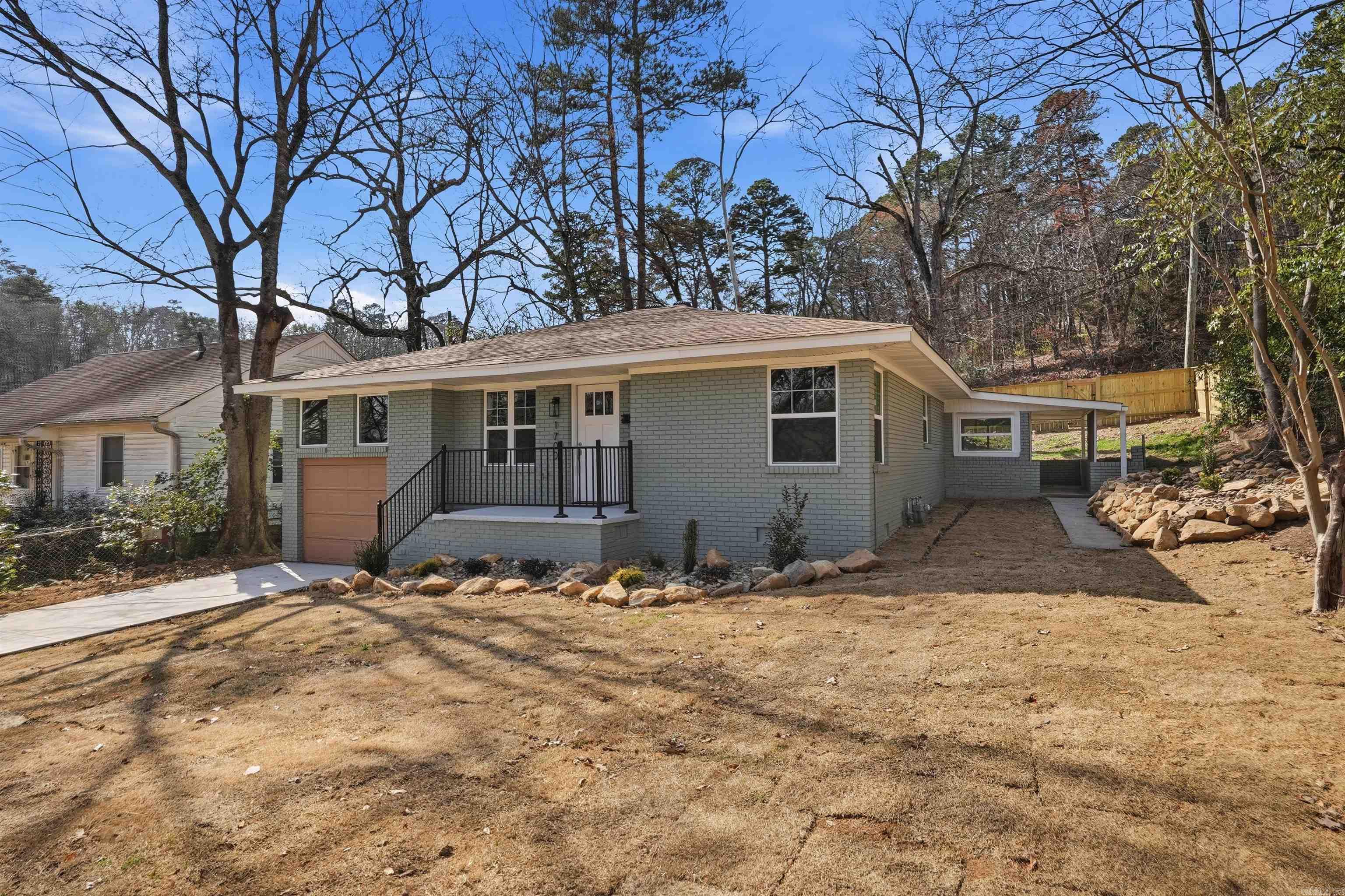 River Side - Residential