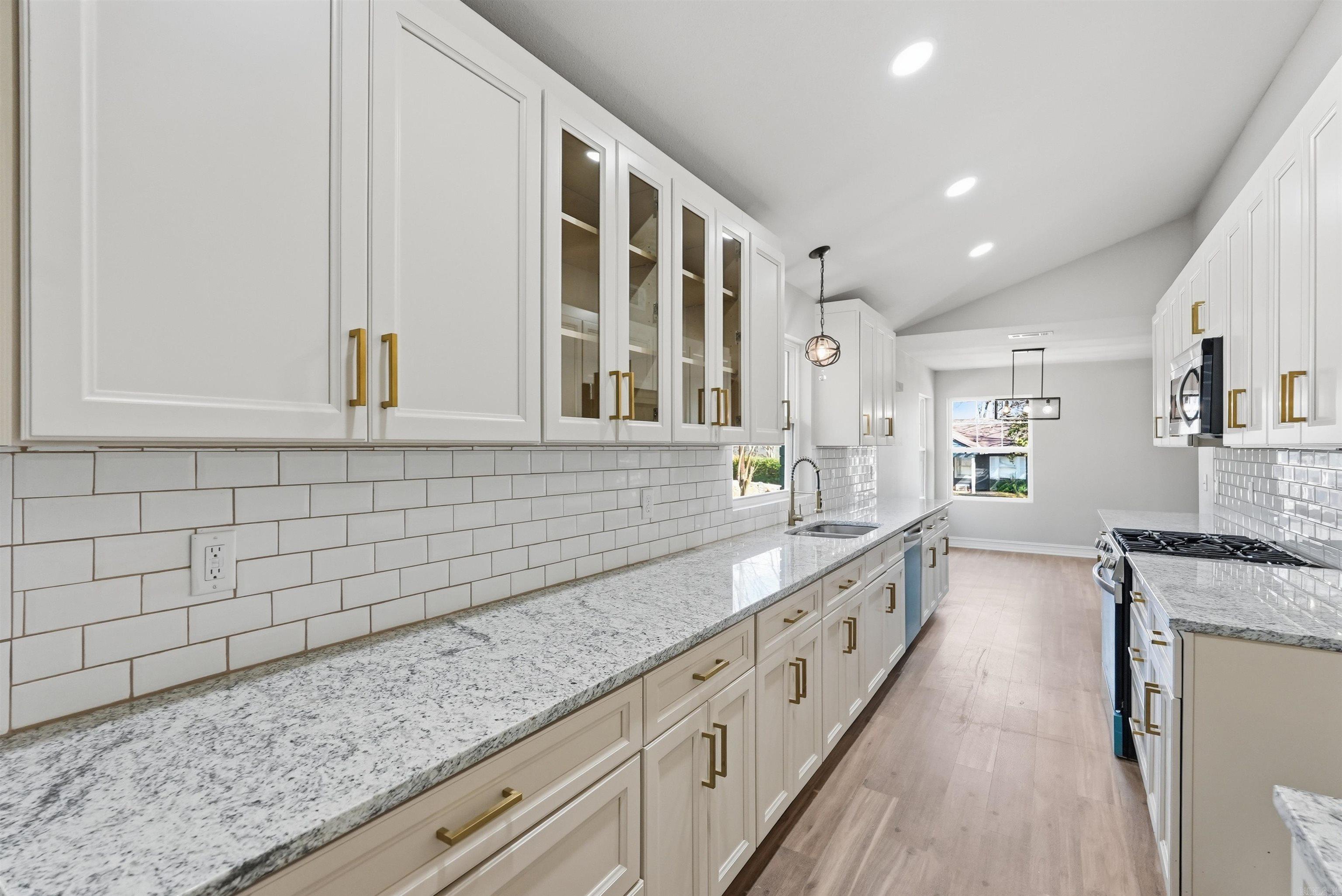 River Side - Residential