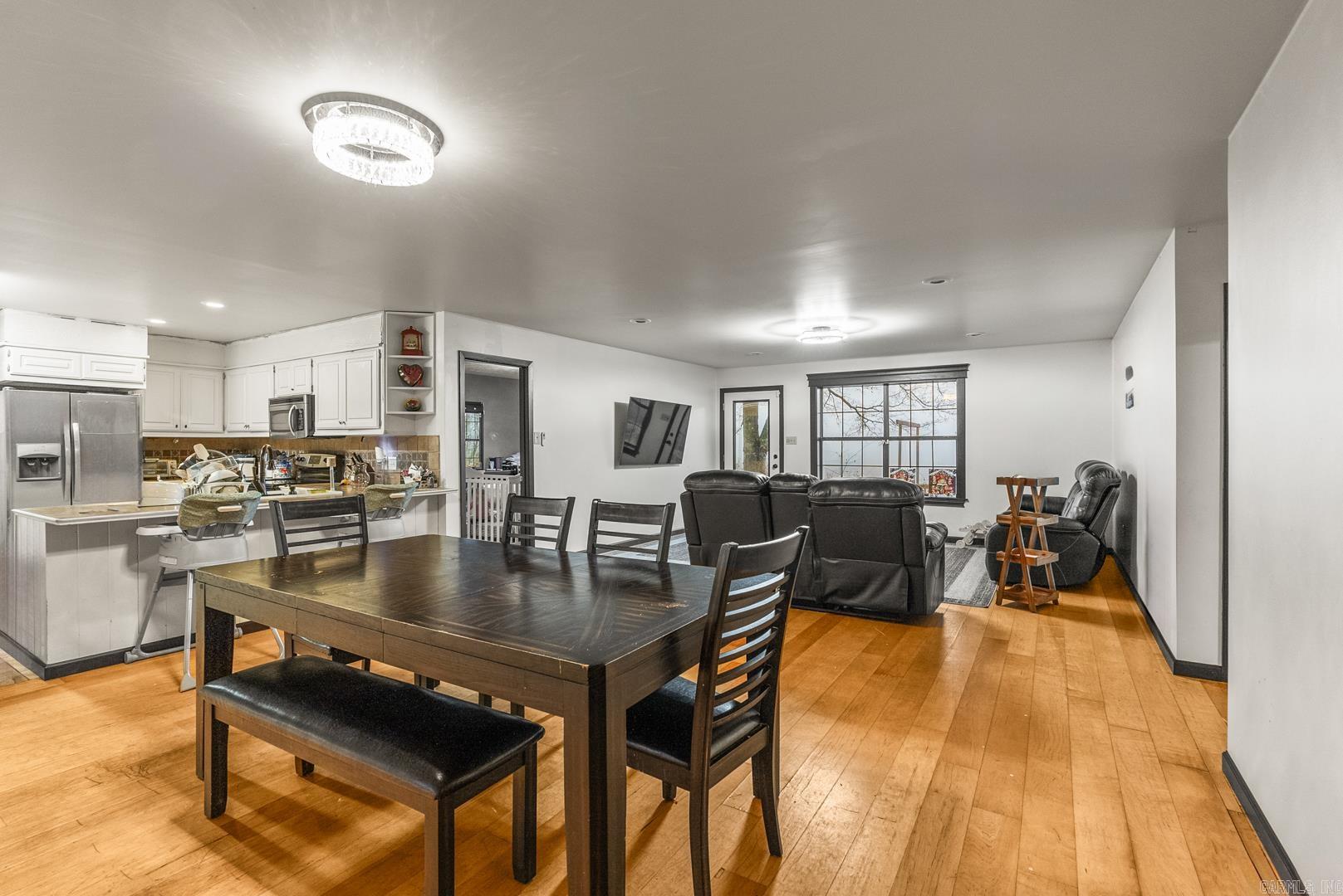 PINE VILLAGE - Residential