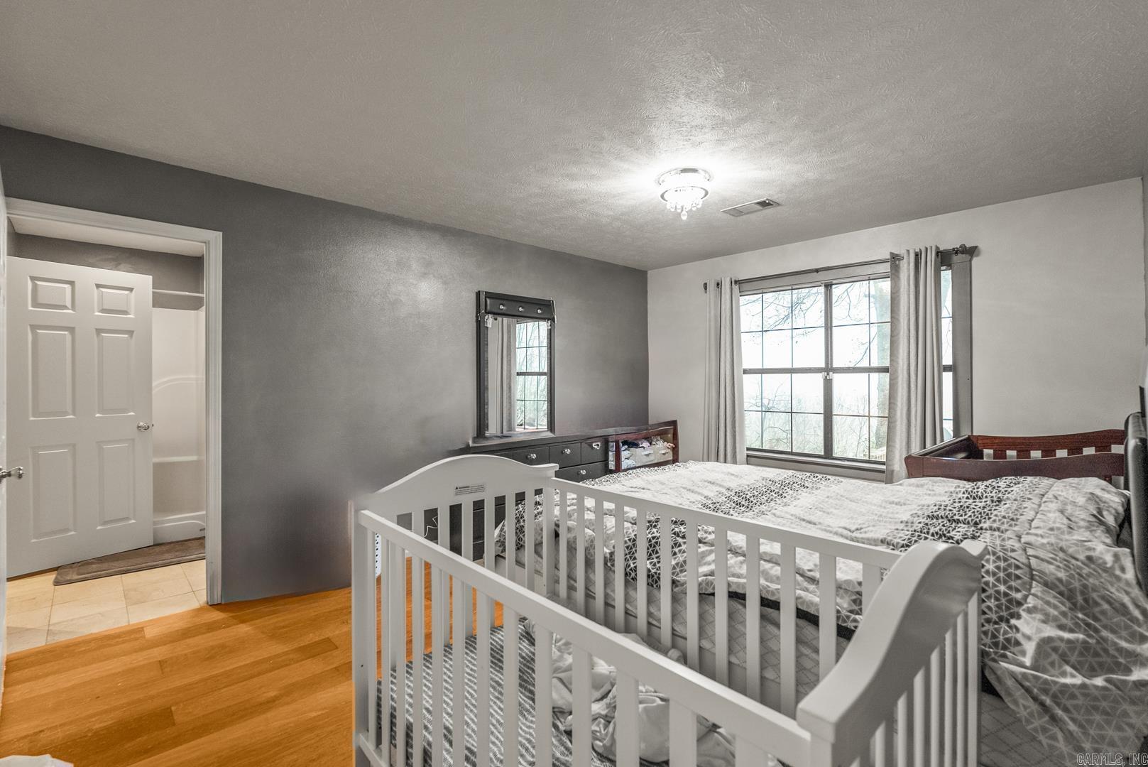 PINE VILLAGE - Residential