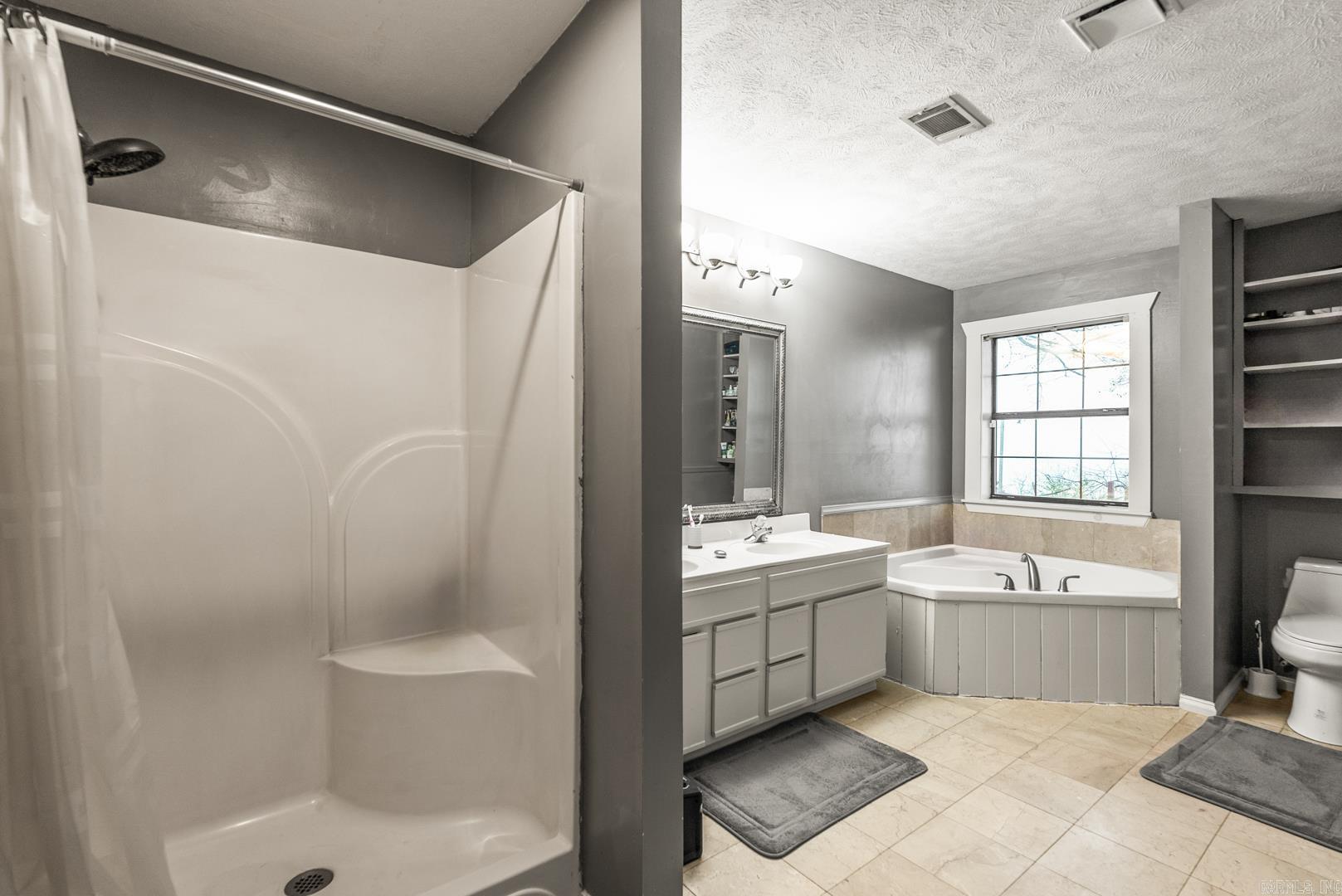 PINE VILLAGE - Residential