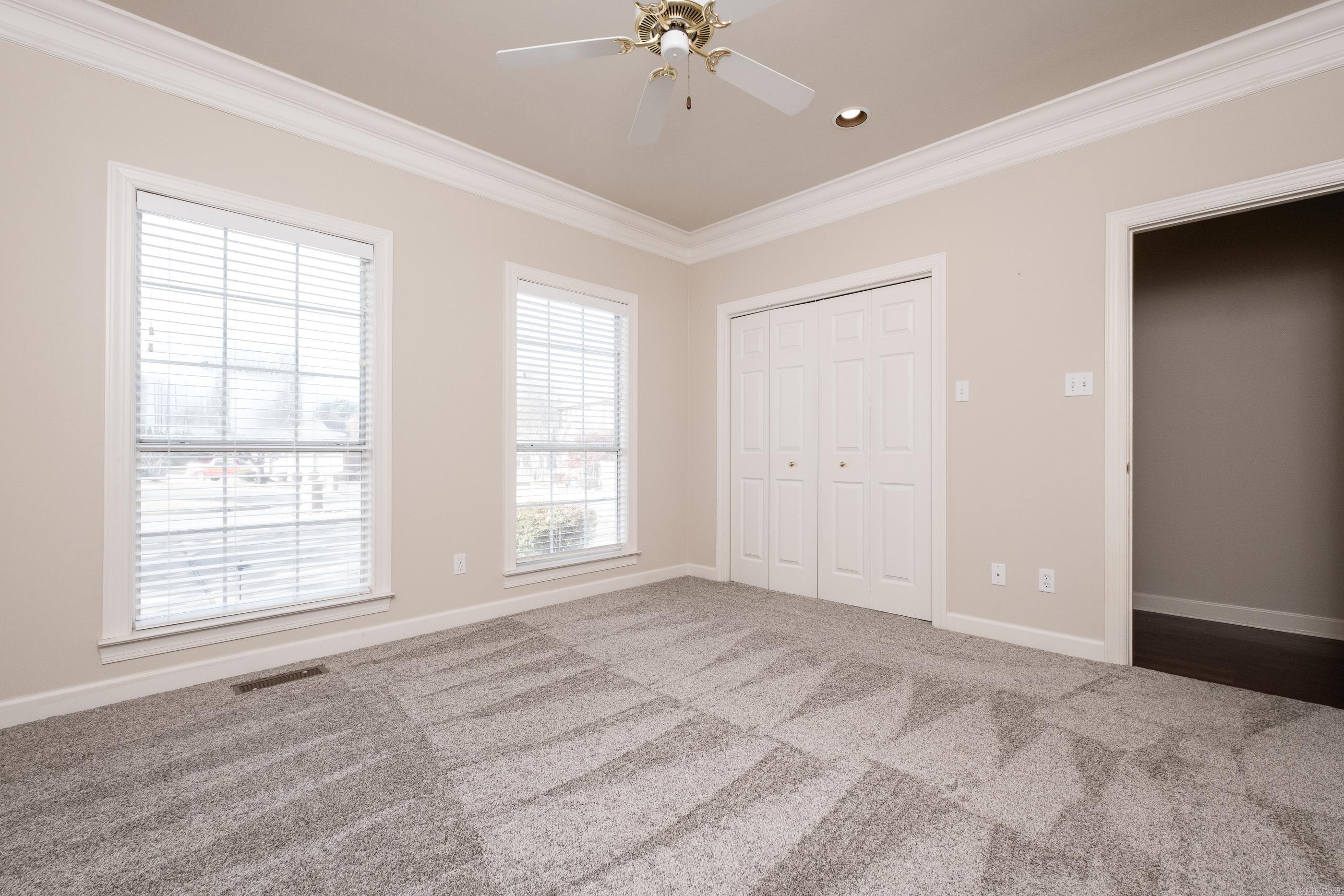 CHENAL VALLEY ABERDEEN - Residential