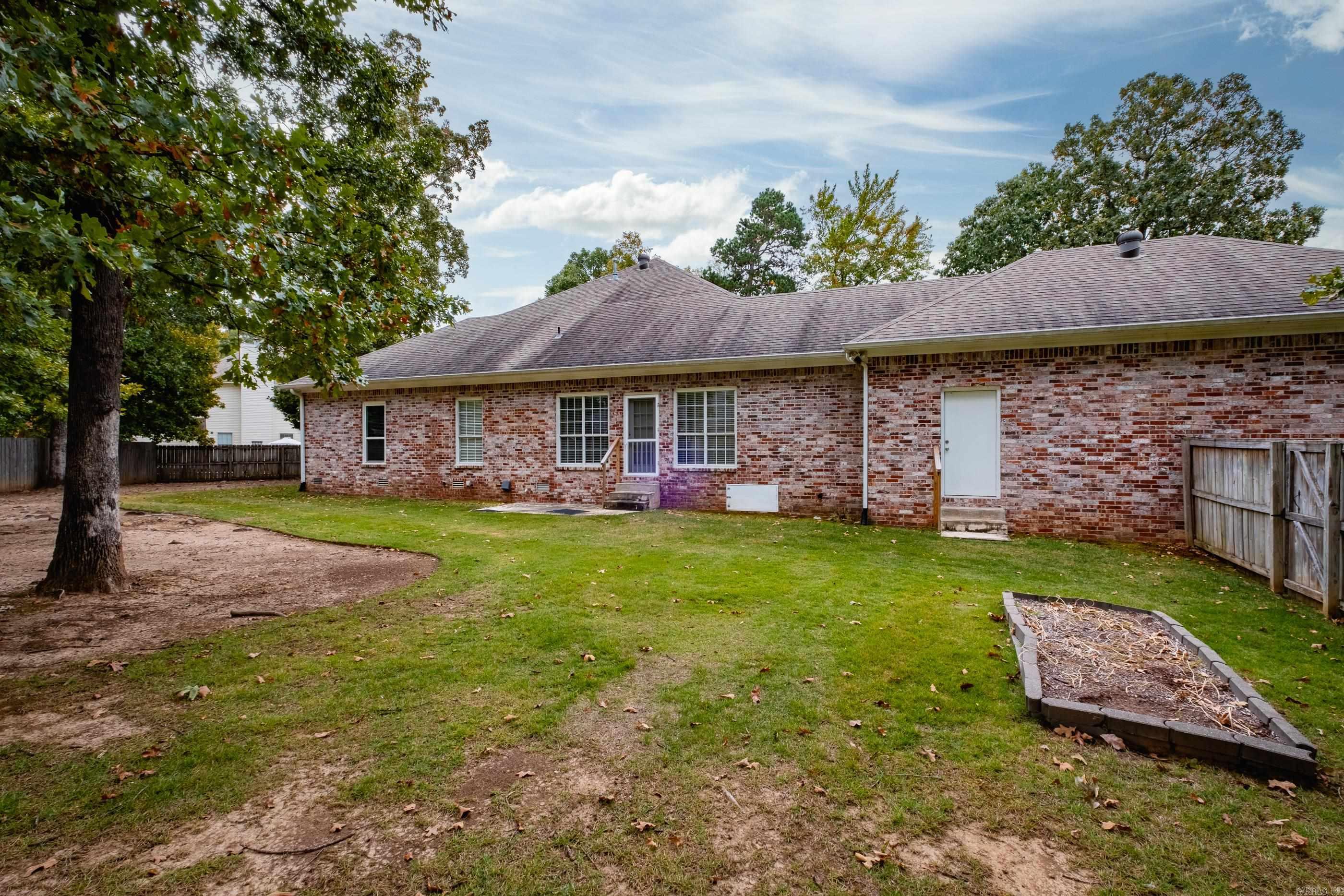 CHENAL VALLEY ABERDEEN - Residential