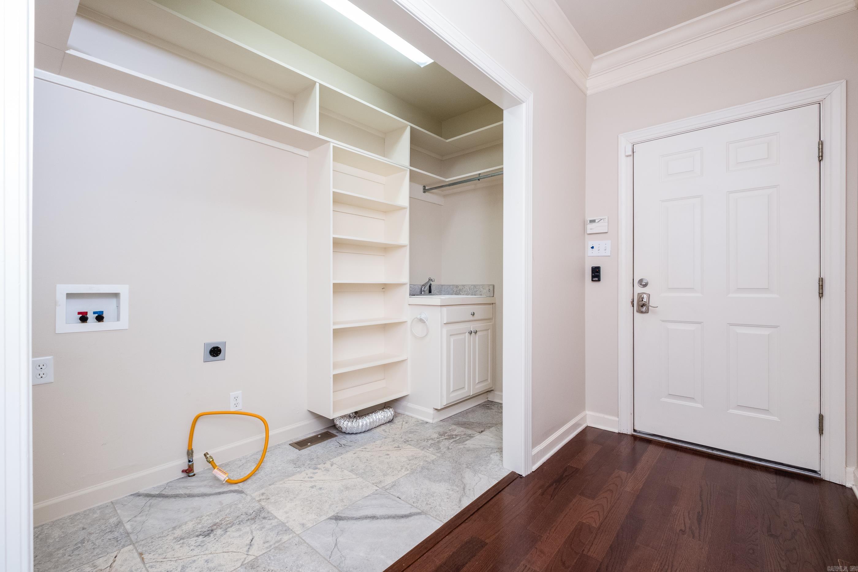 CHENAL VALLEY ABERDEEN - Residential