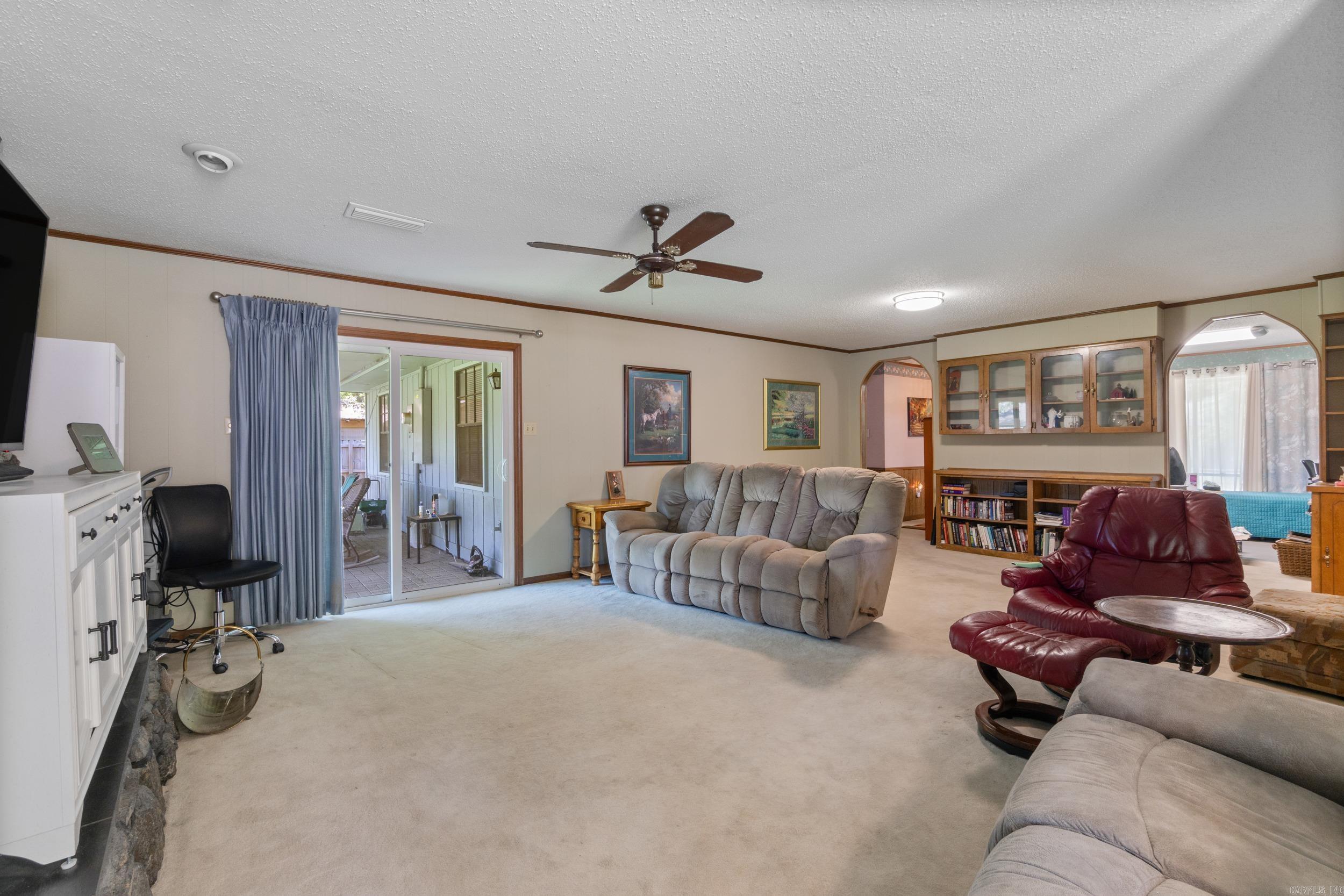 SMOKING OAKS ADD - Residential