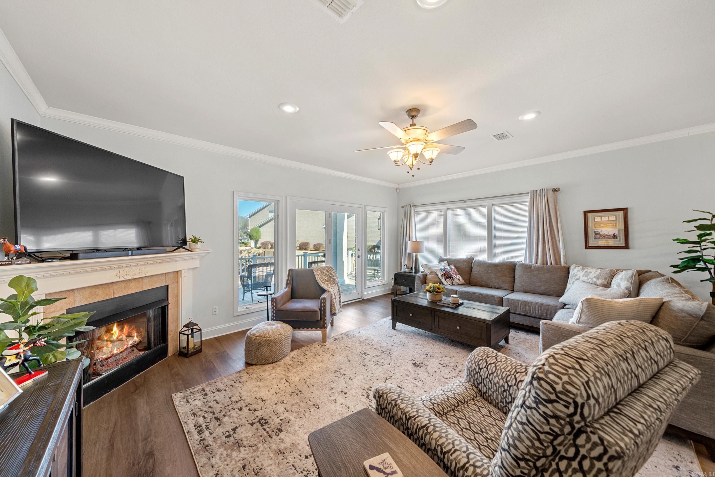 CARMEL BAY - Residential