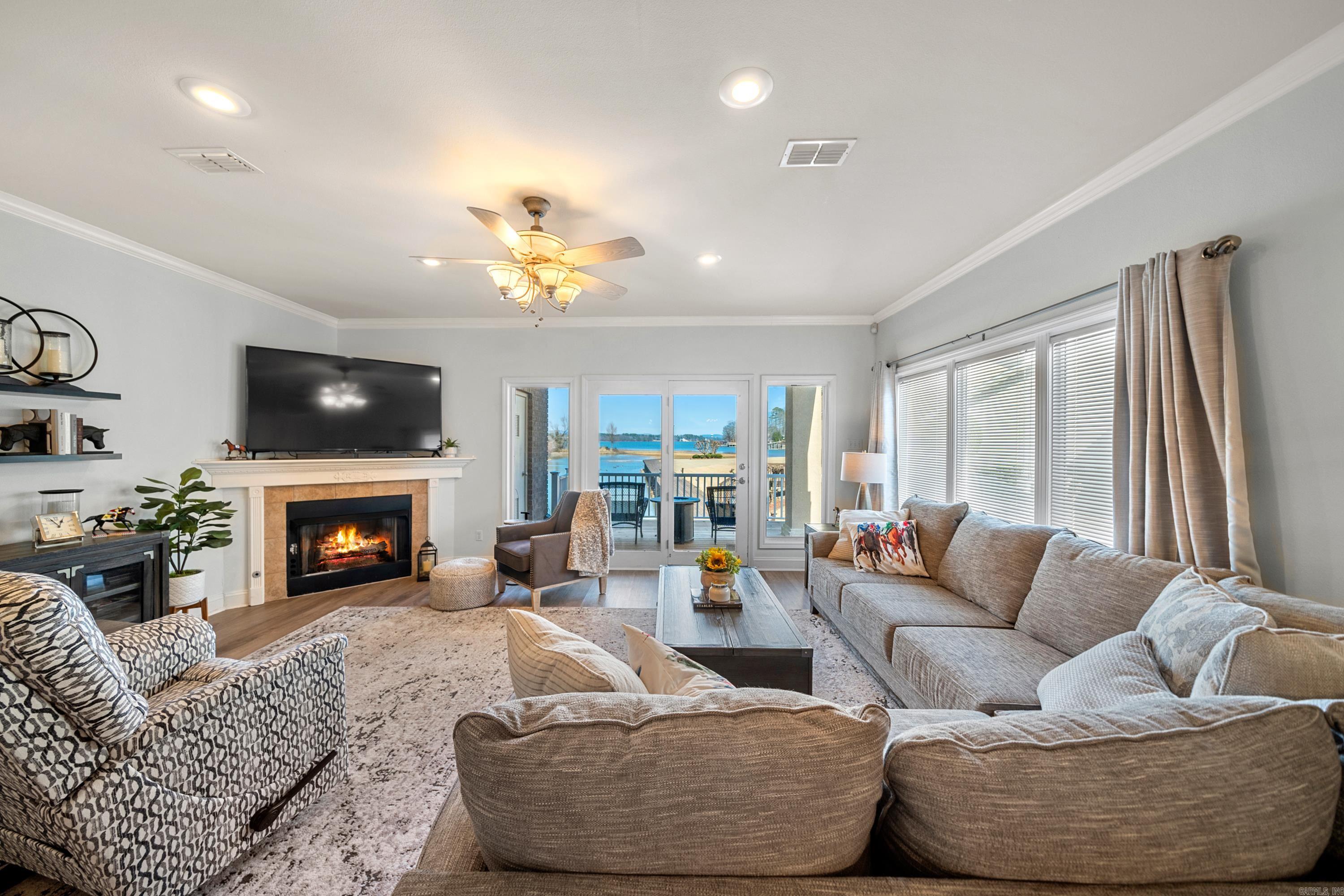 CARMEL BAY - Residential