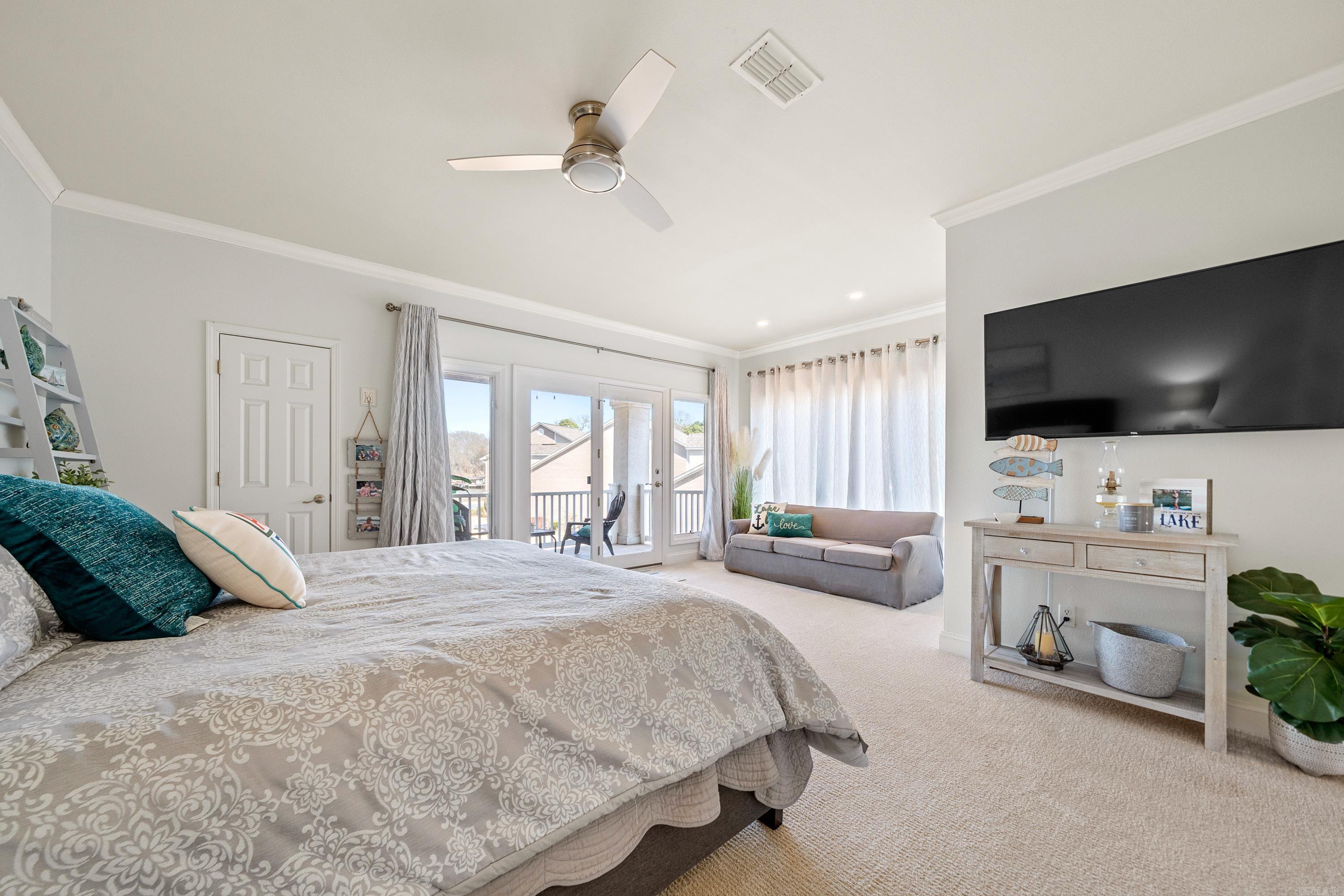 CARMEL BAY - Residential