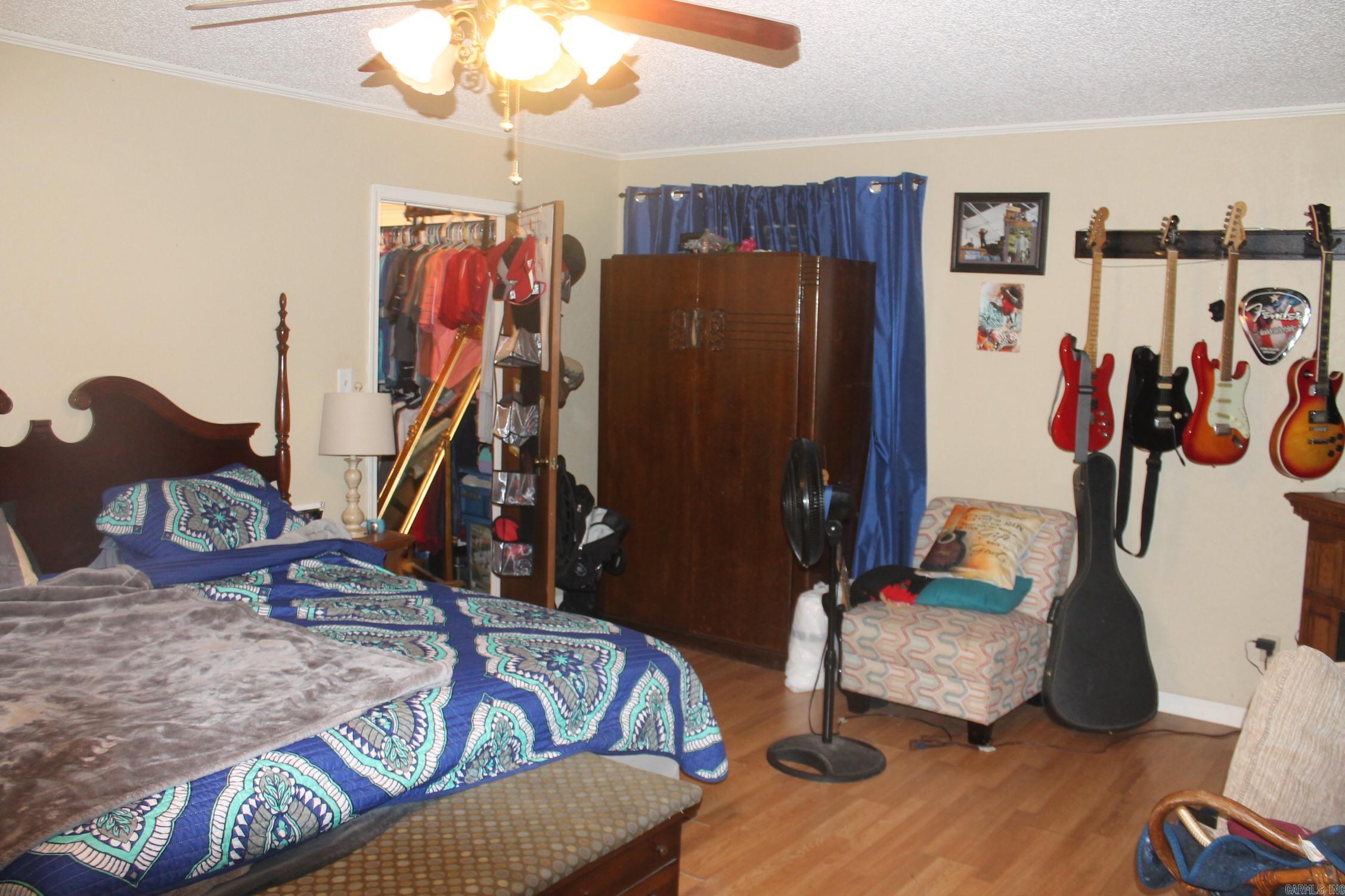 TOWN OF PRATTSVILLE - Residential