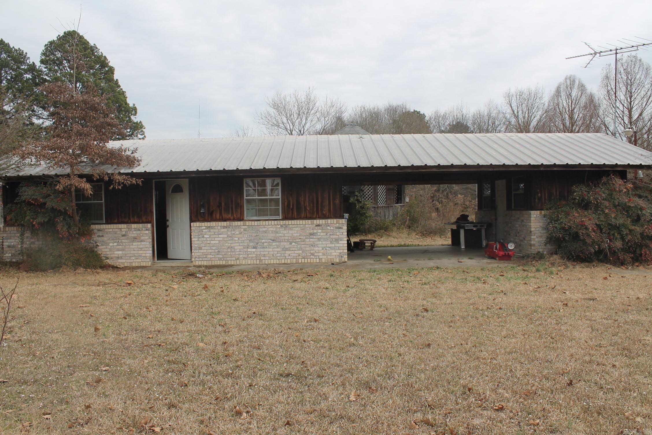 TOWN OF PRATTSVILLE - Residential