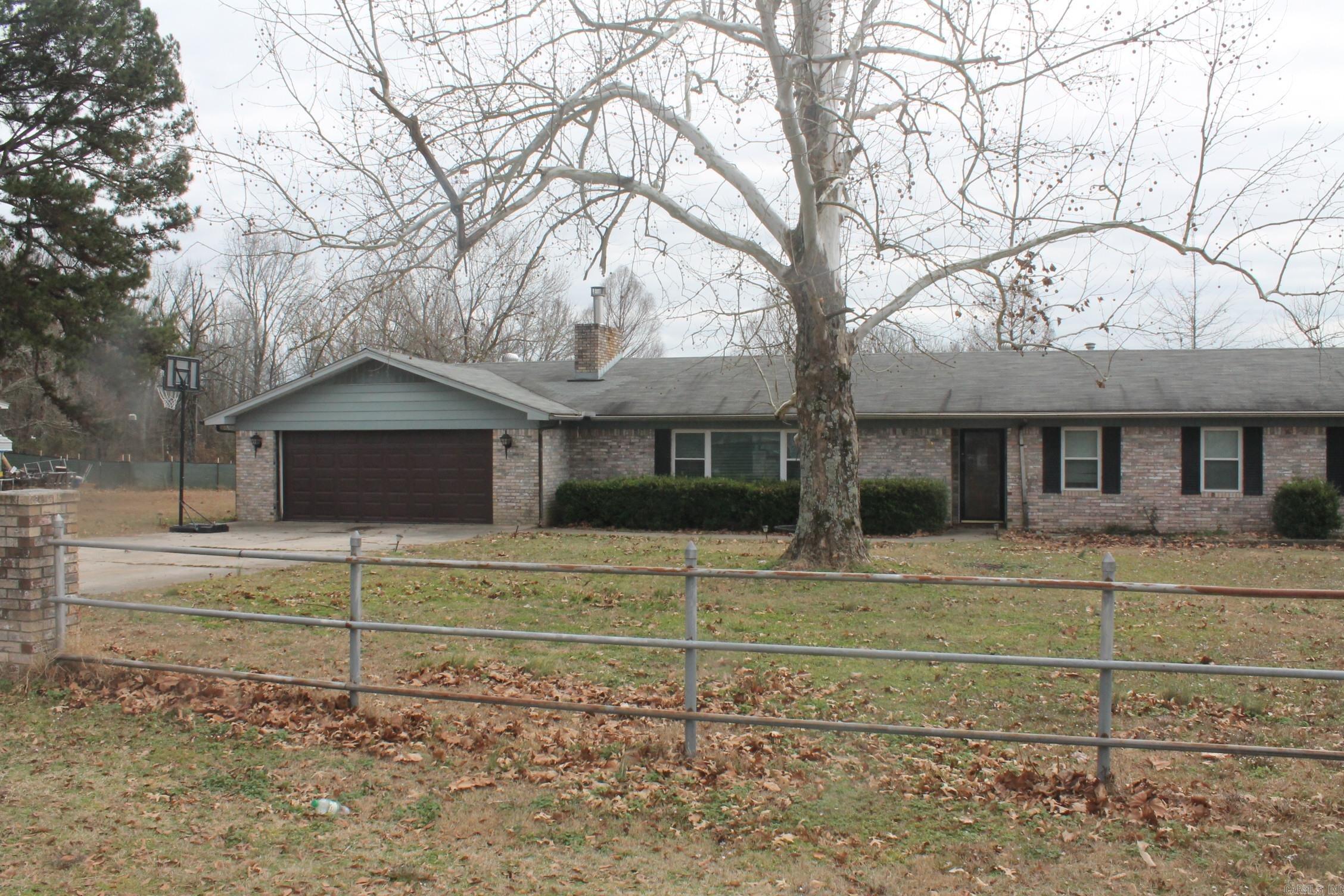 TOWN OF PRATTSVILLE - Residential