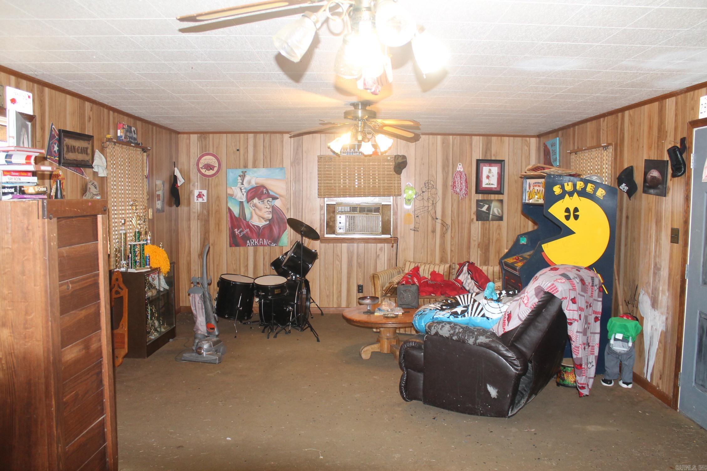 TOWN OF PRATTSVILLE - Residential