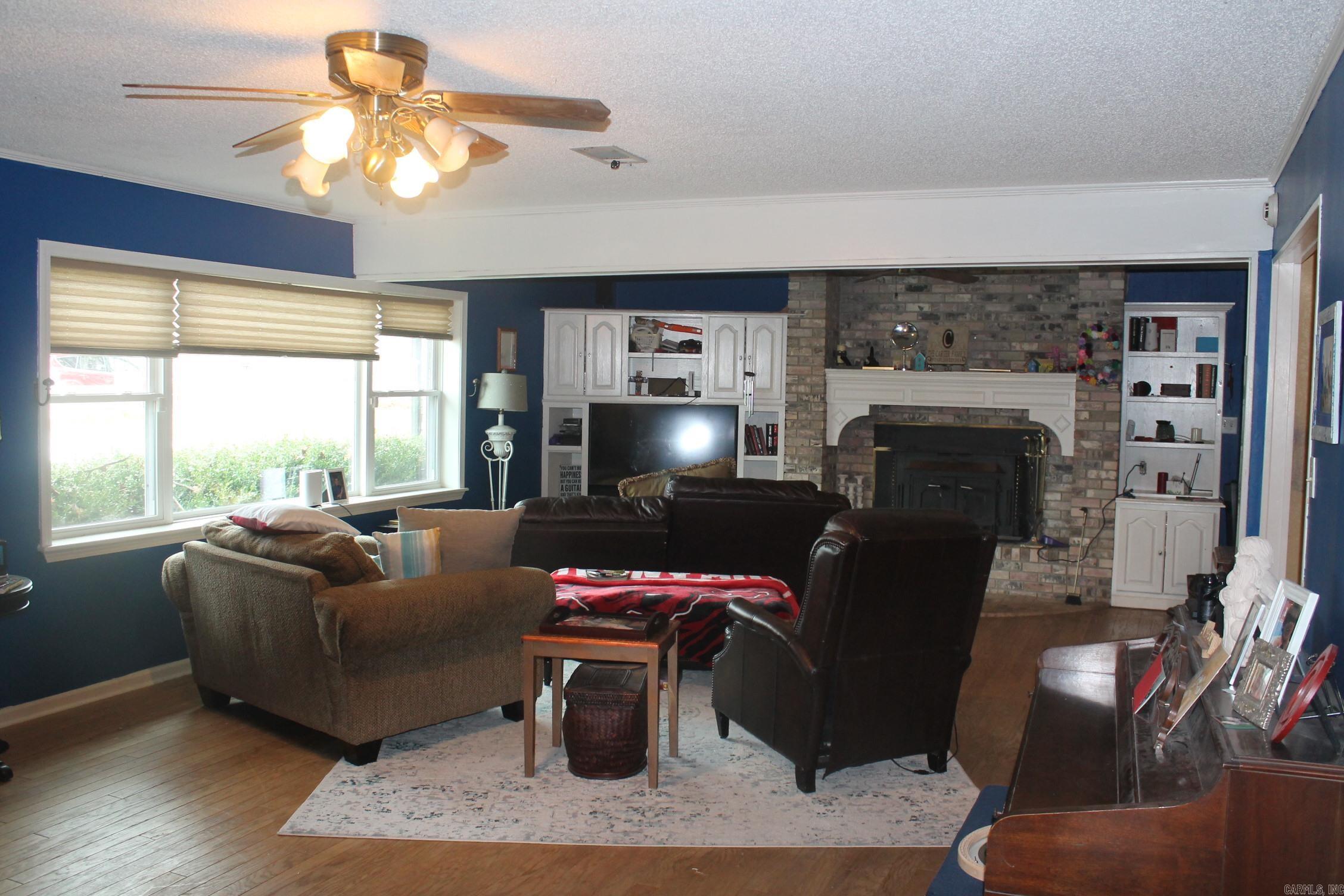 TOWN OF PRATTSVILLE - Residential