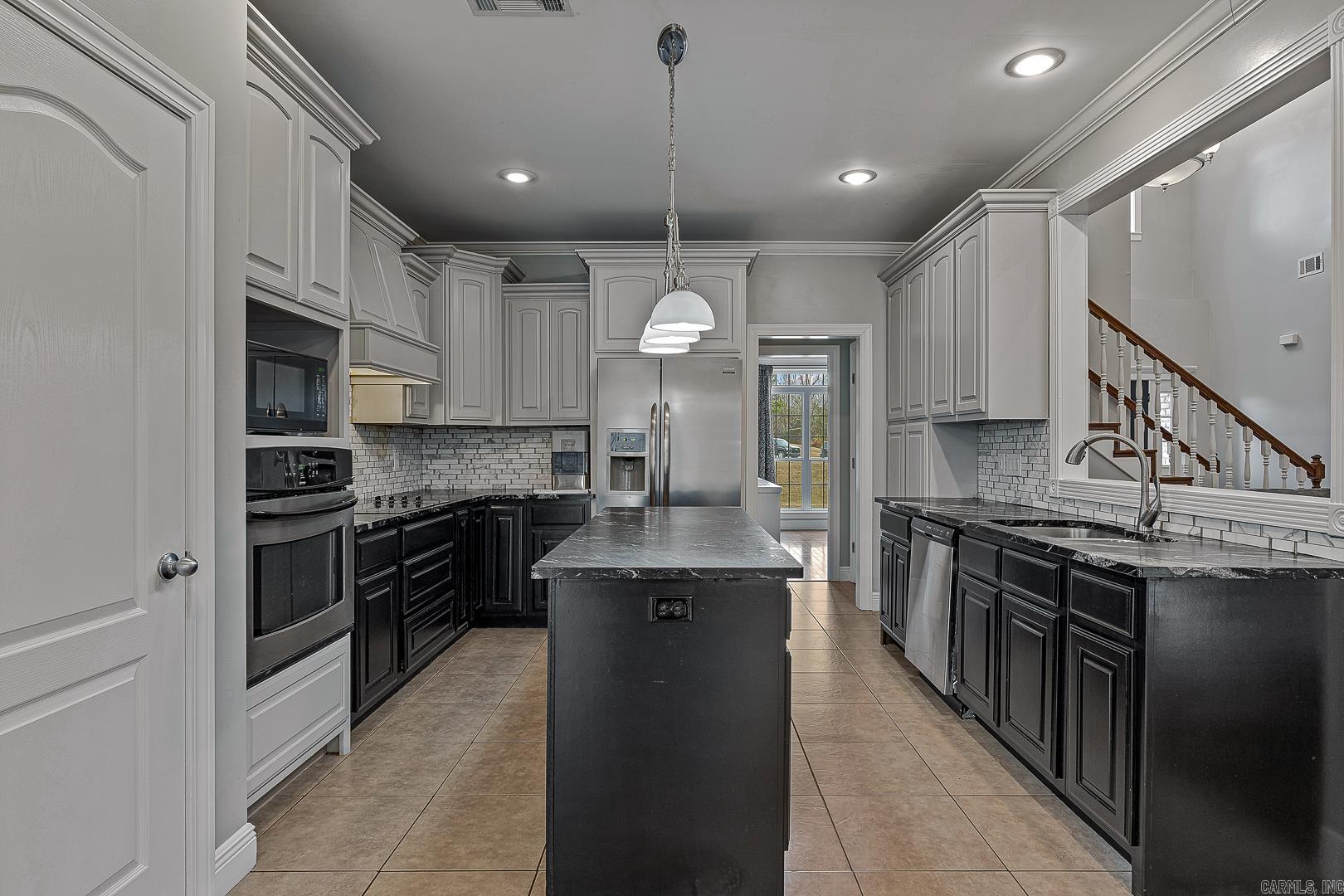 BRONZE LEAF ESTATES - Residential