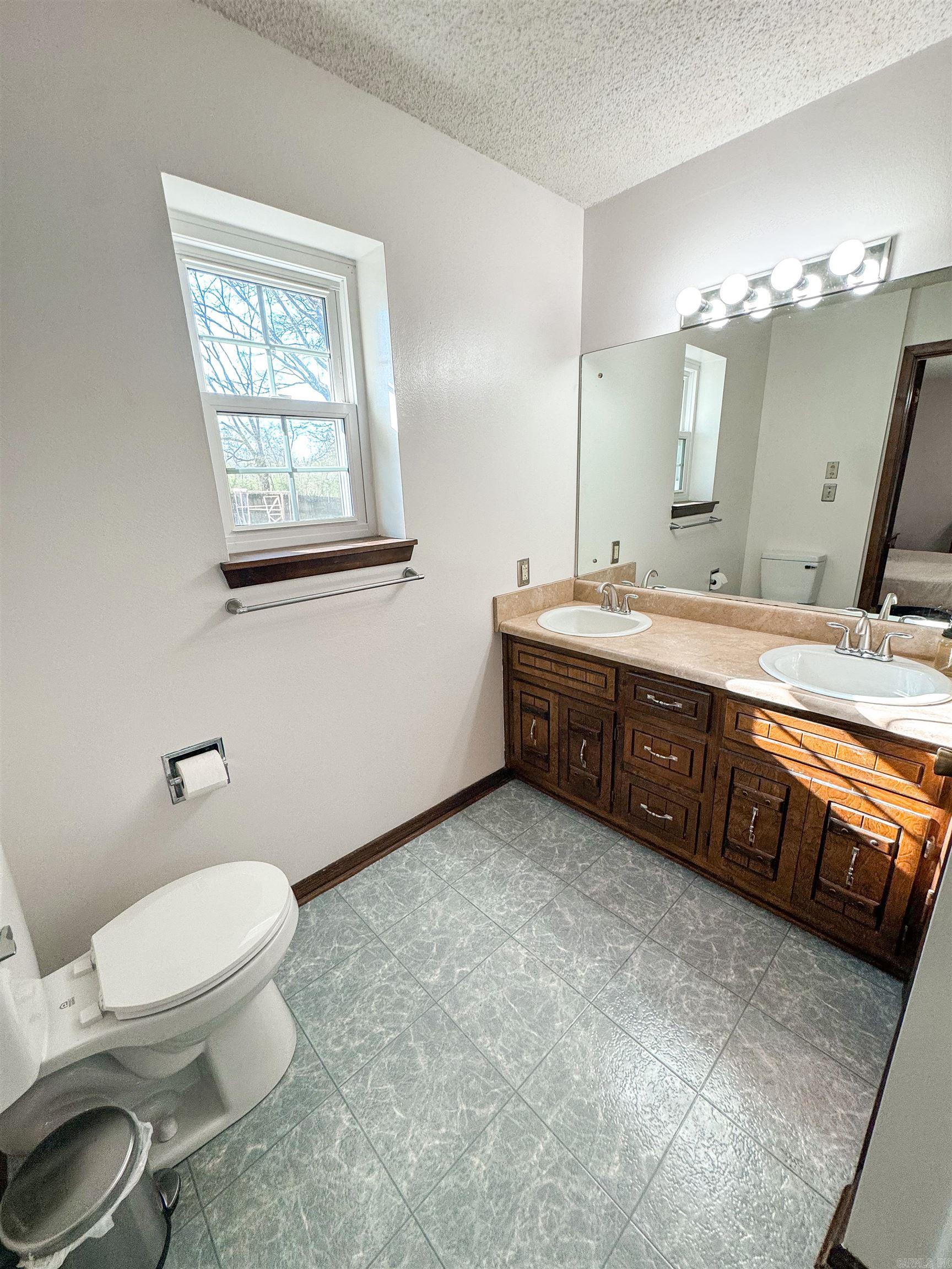 Fox Chase - Residential