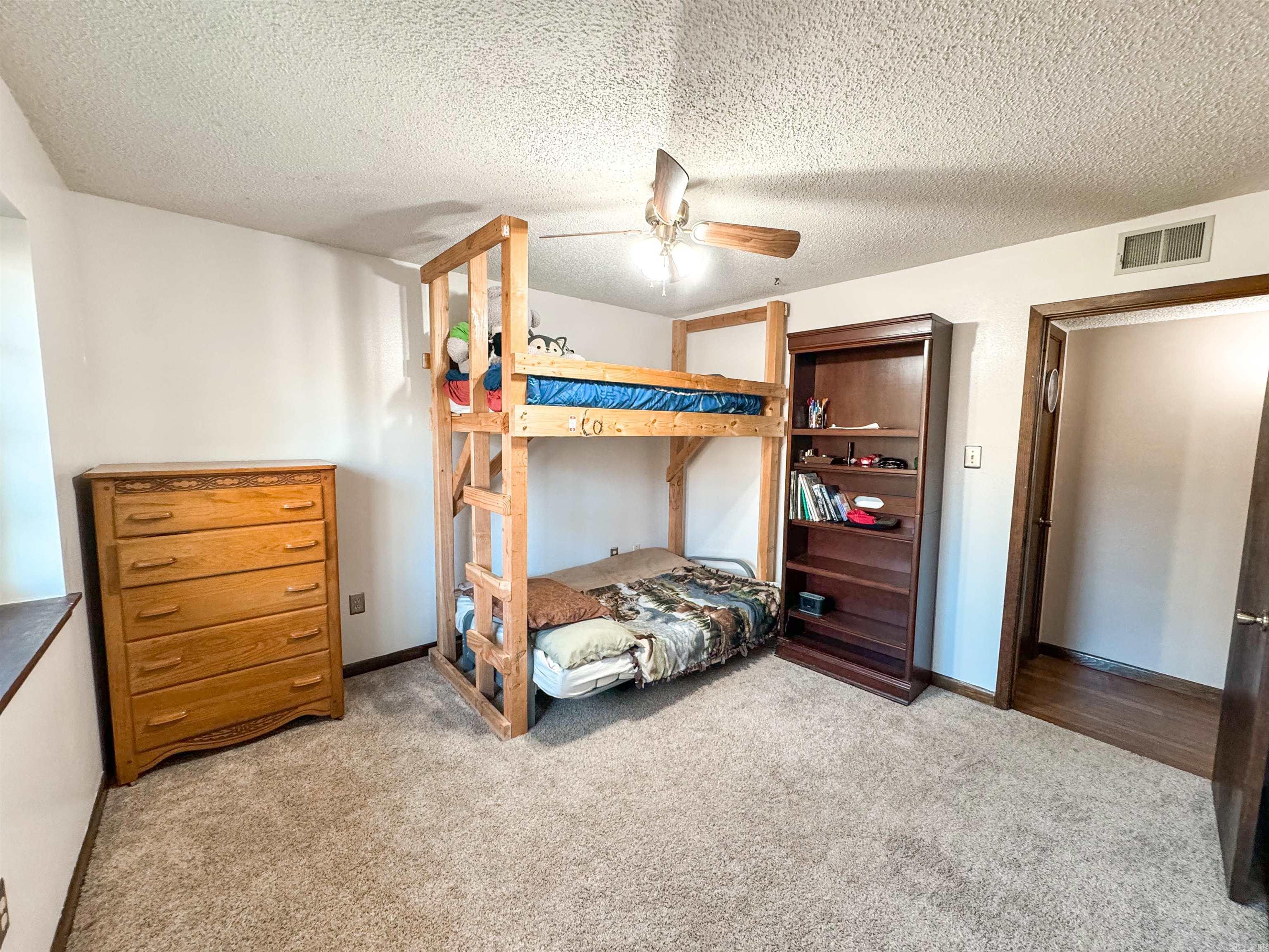 Fox Chase - Residential