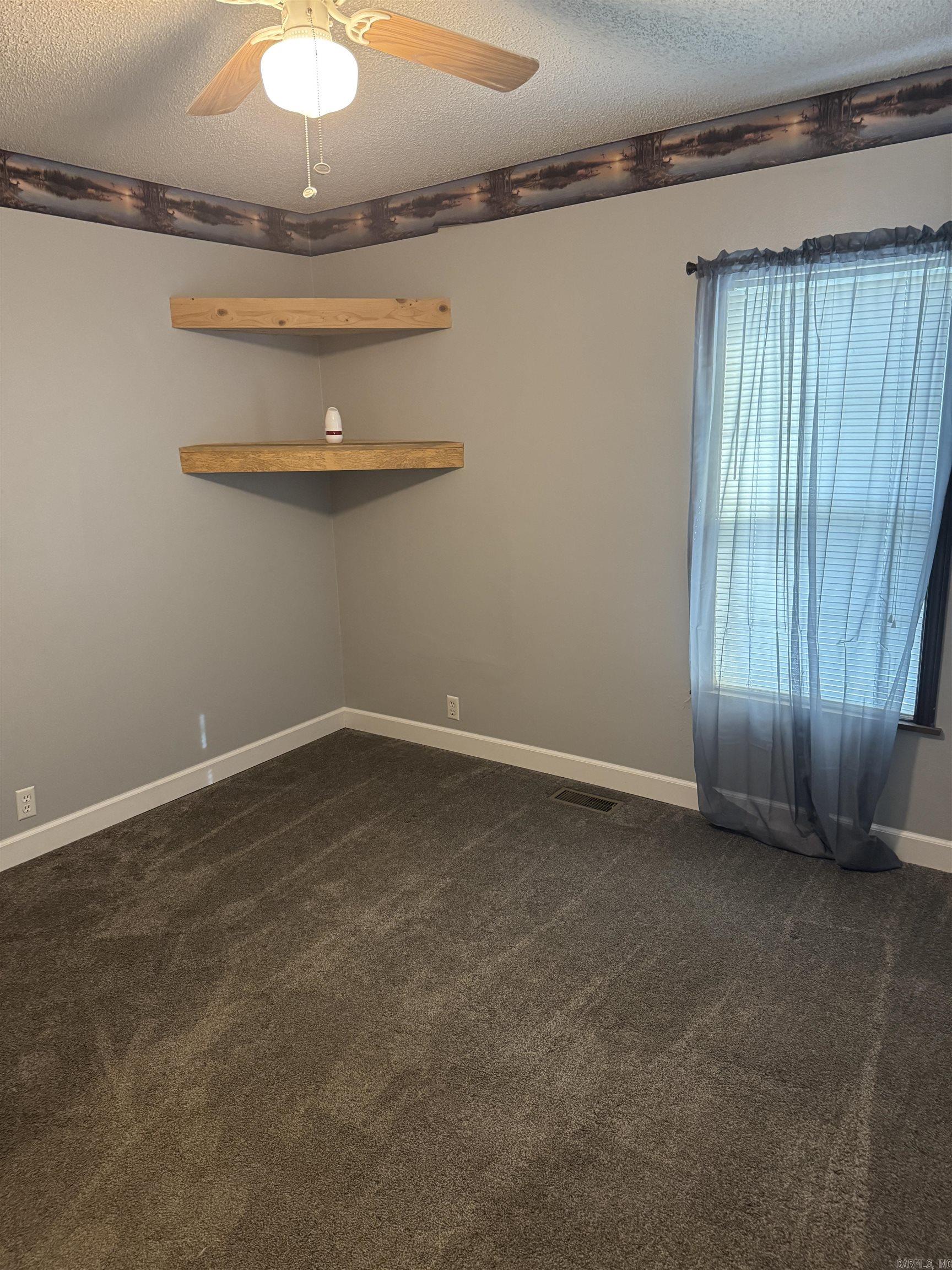 TOWN OF POYEN - Residential