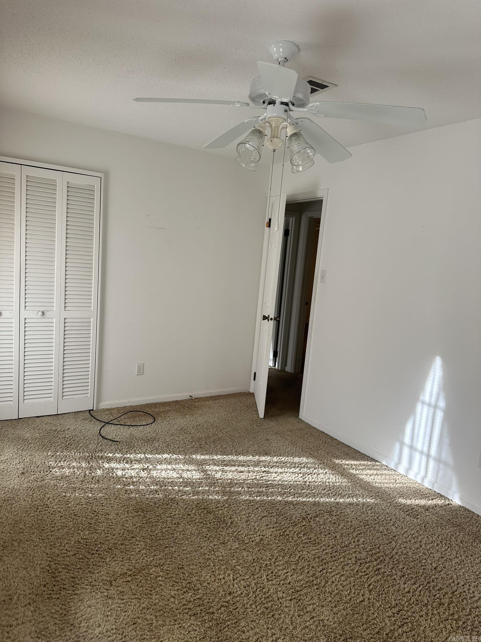 MIKE BERG LAKE - Residential