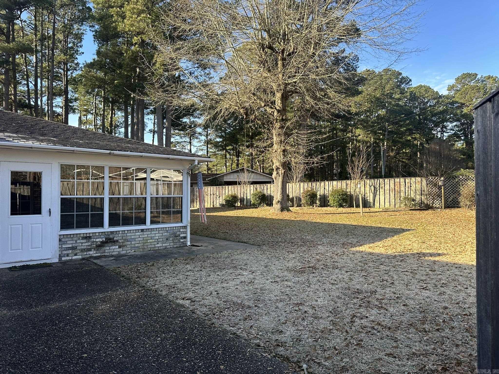 MIKE BERG LAKE - Residential