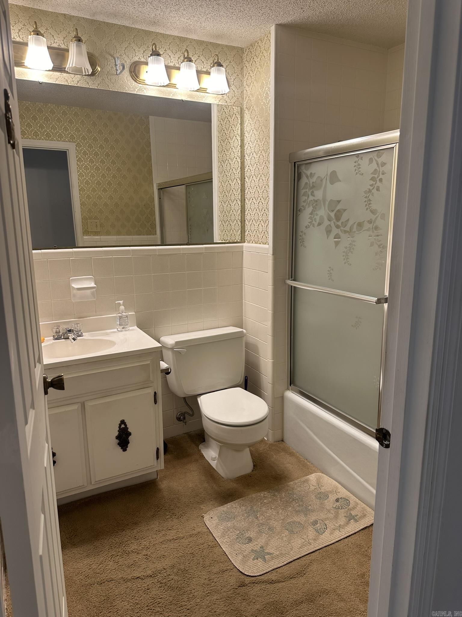 MIKE BERG LAKE - Residential