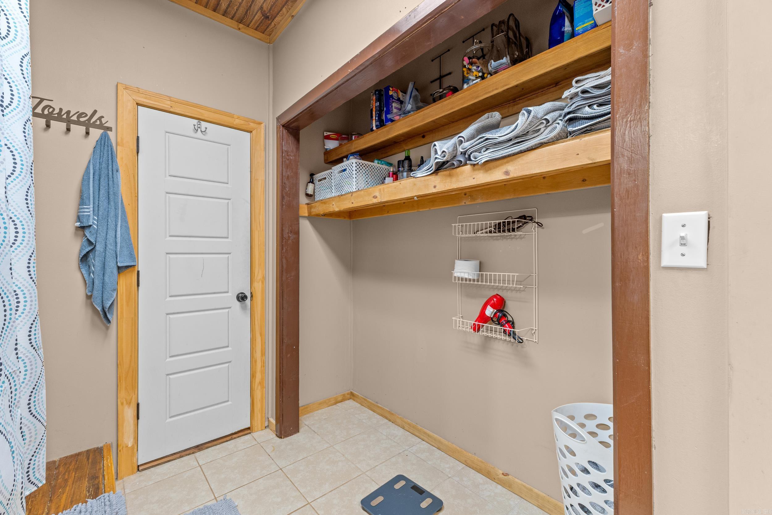 Metes & Bounds - Residential Income