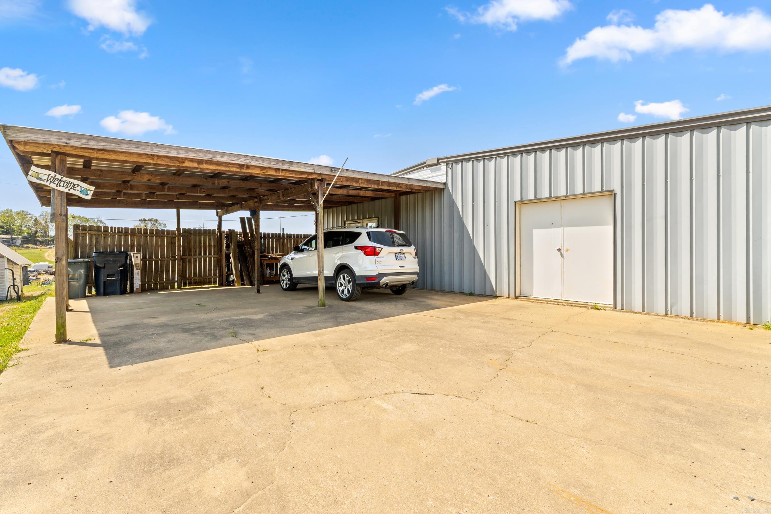 Metes & Bounds - Residential Income