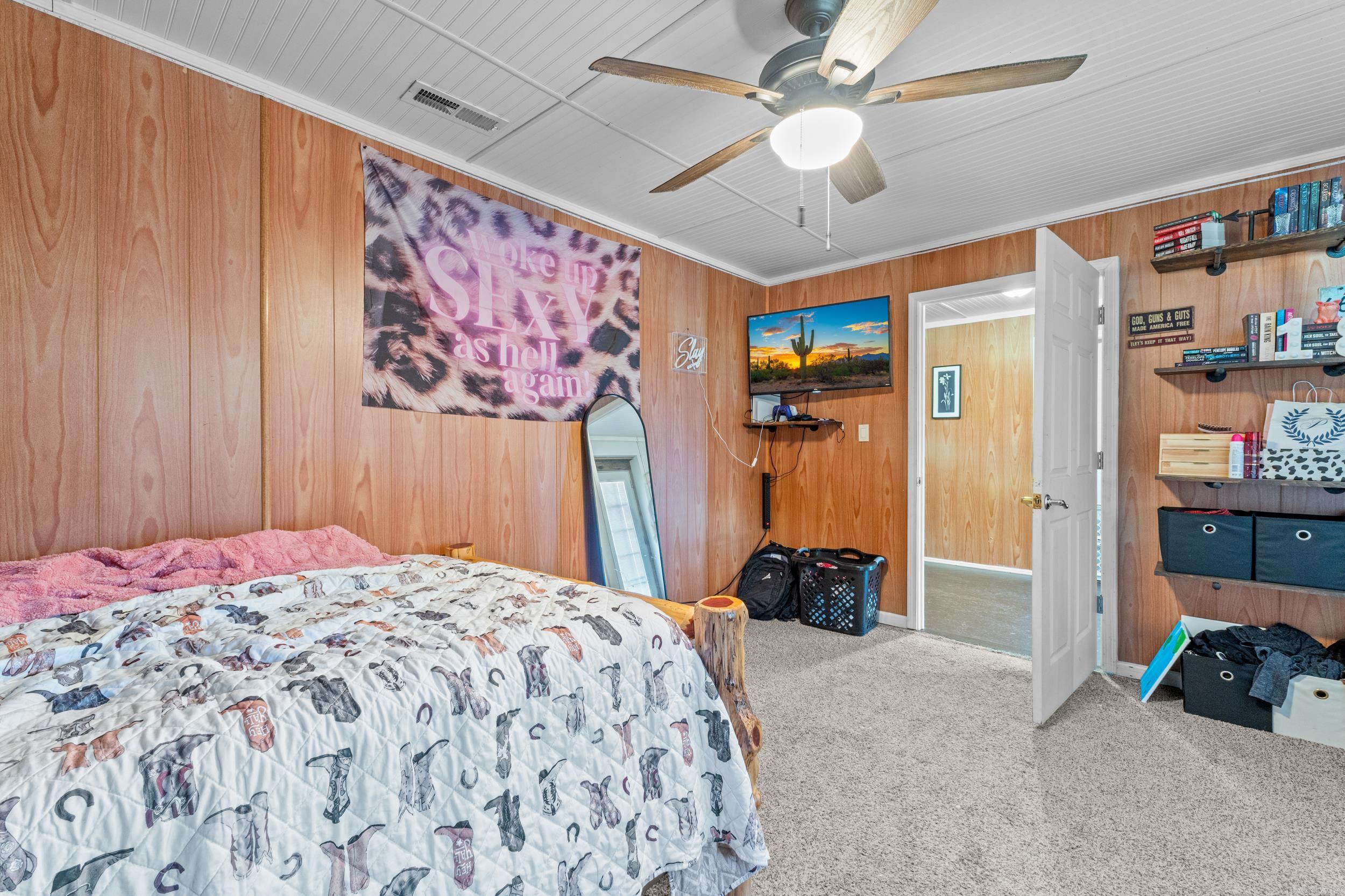 Metes & Bounds - Residential Income