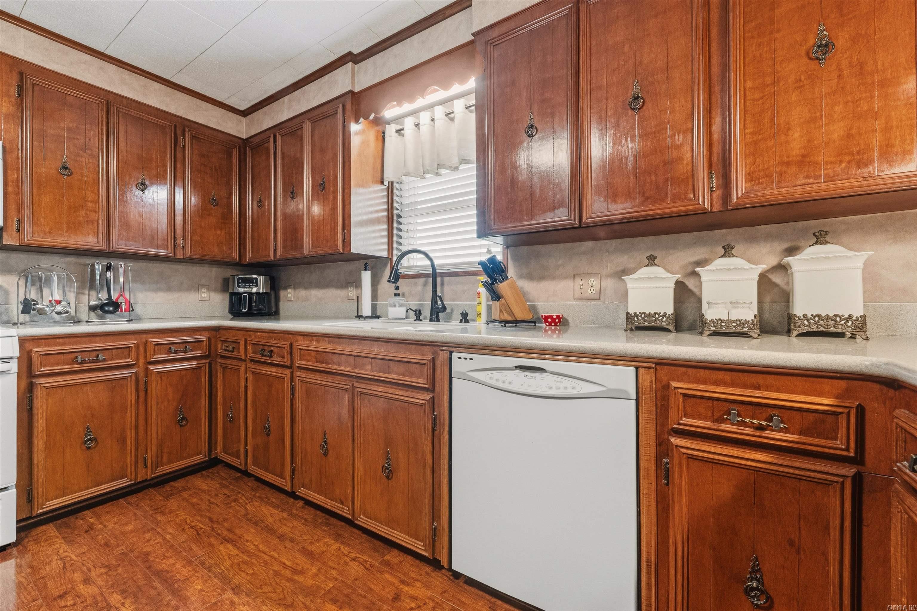 Metes & Bounds - Residential Income