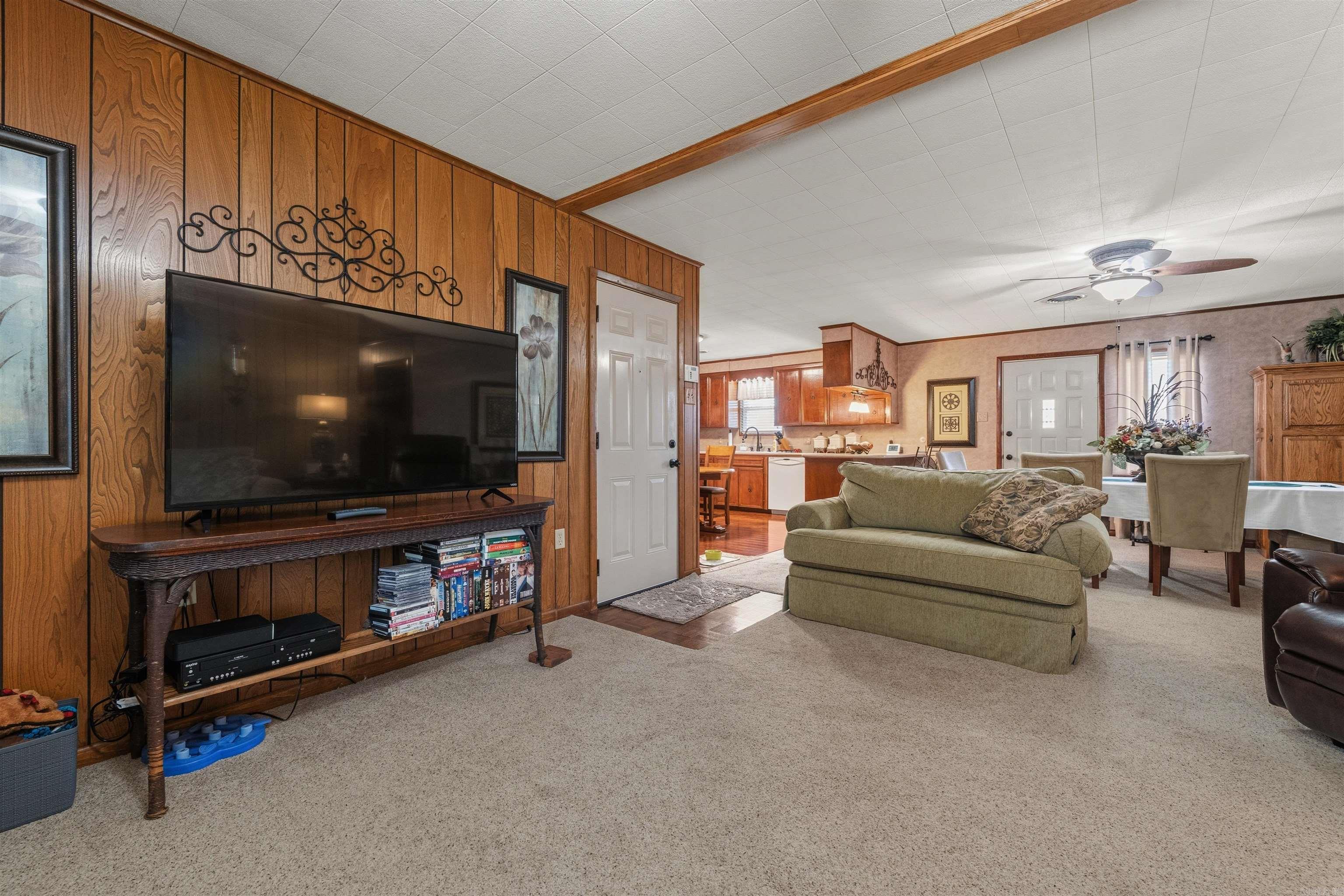 Metes & Bounds - Residential Income