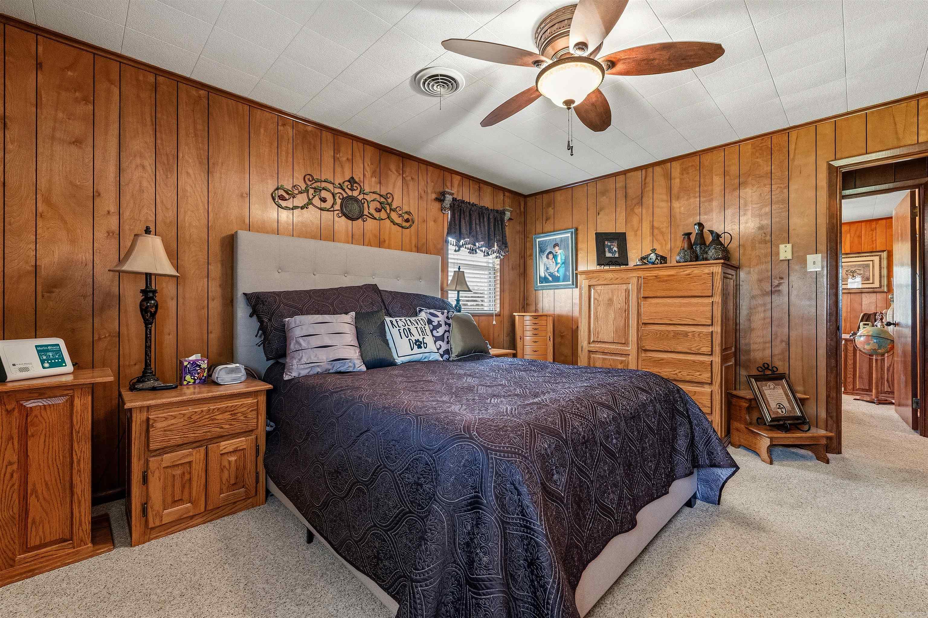 Metes & Bounds - Residential Income