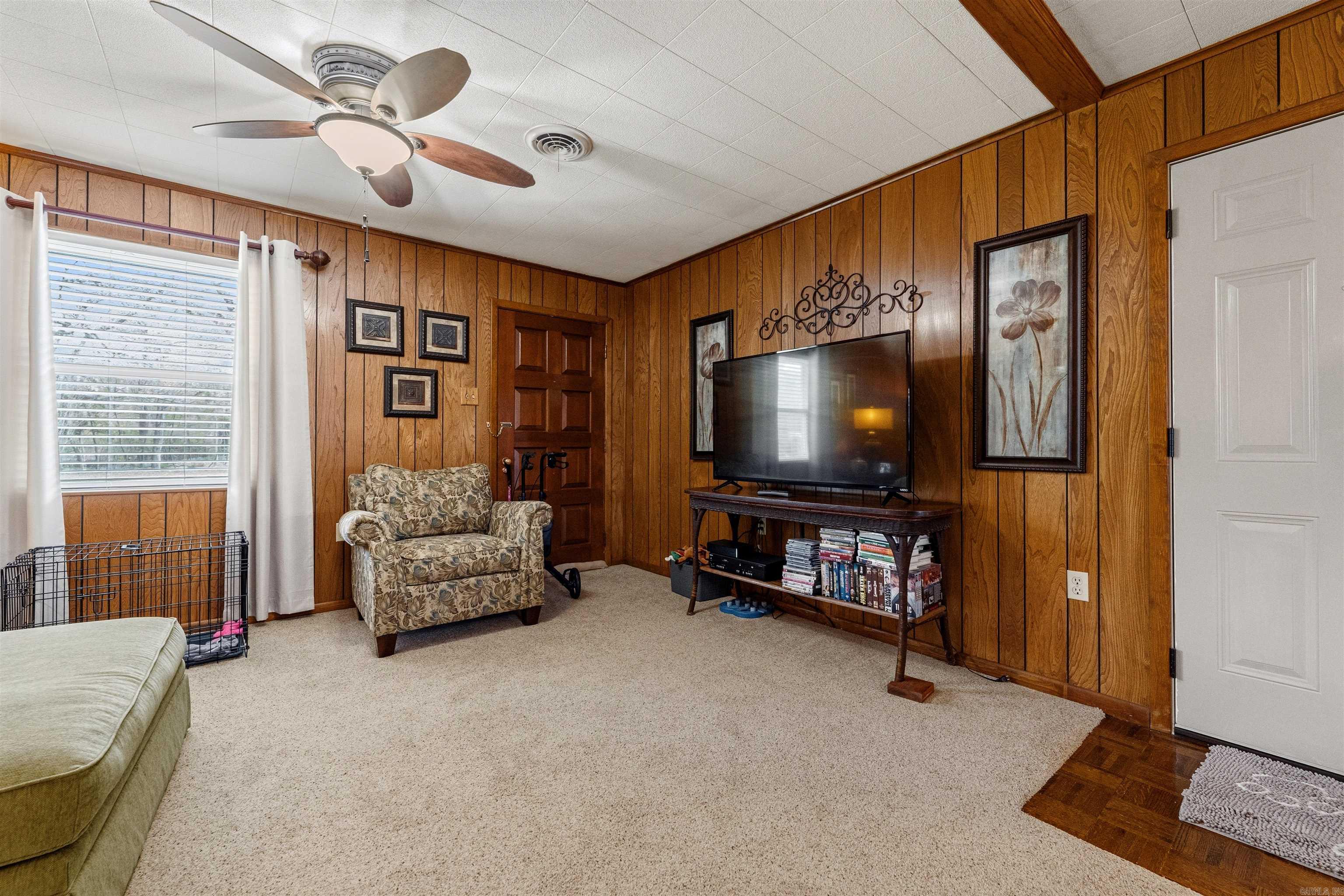 Metes & Bounds - Residential Income