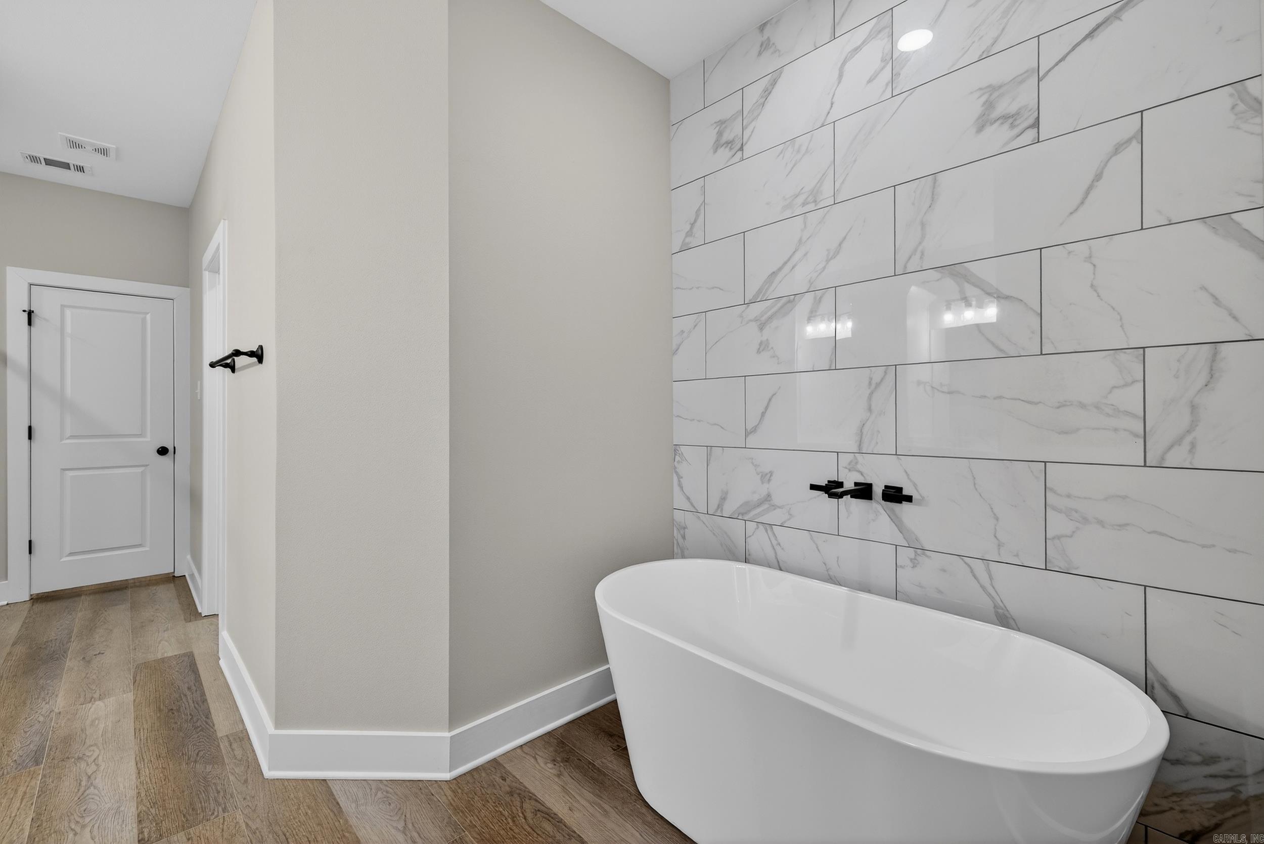 DENALI HEIGHTS - Residential