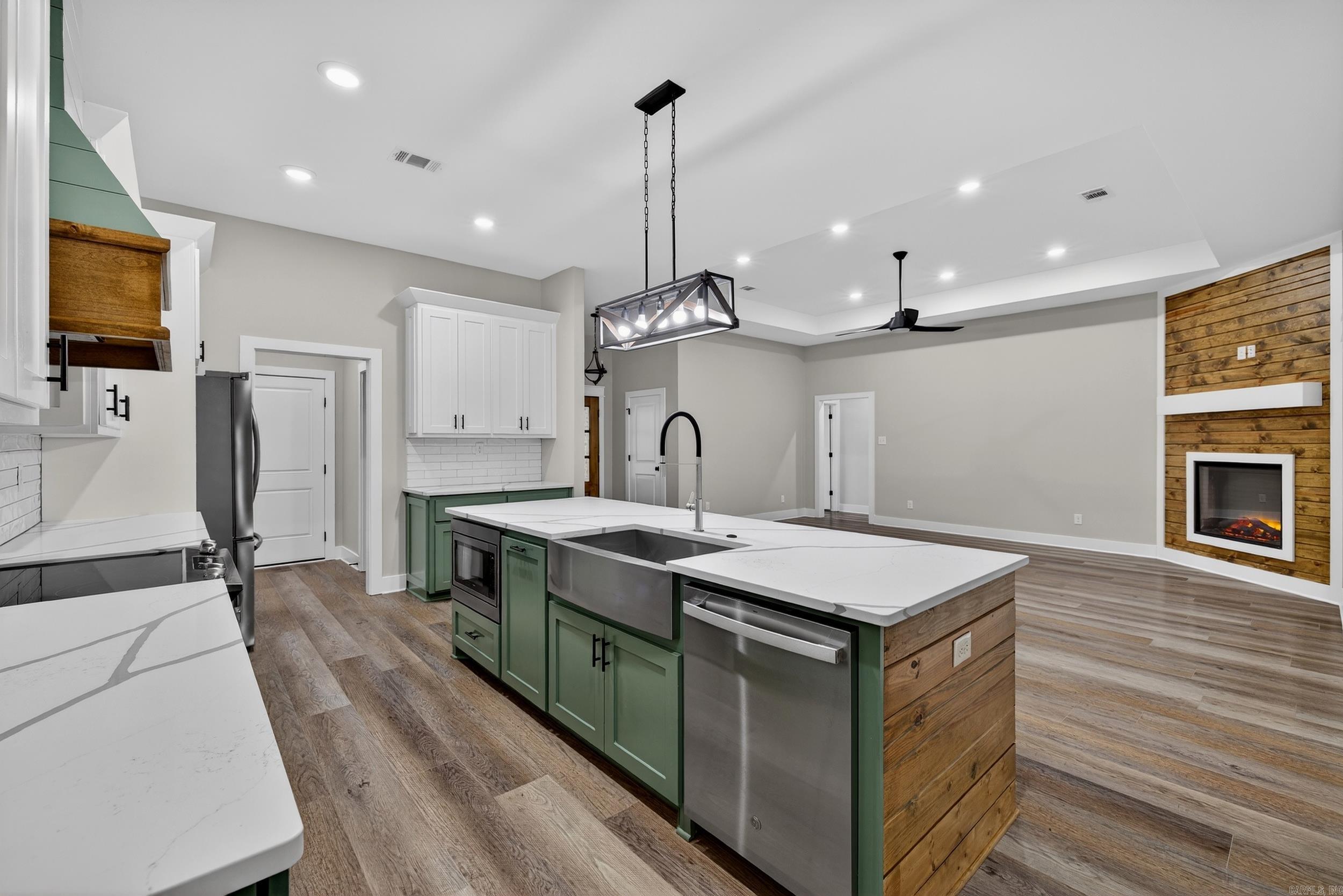 DENALI HEIGHTS - Residential