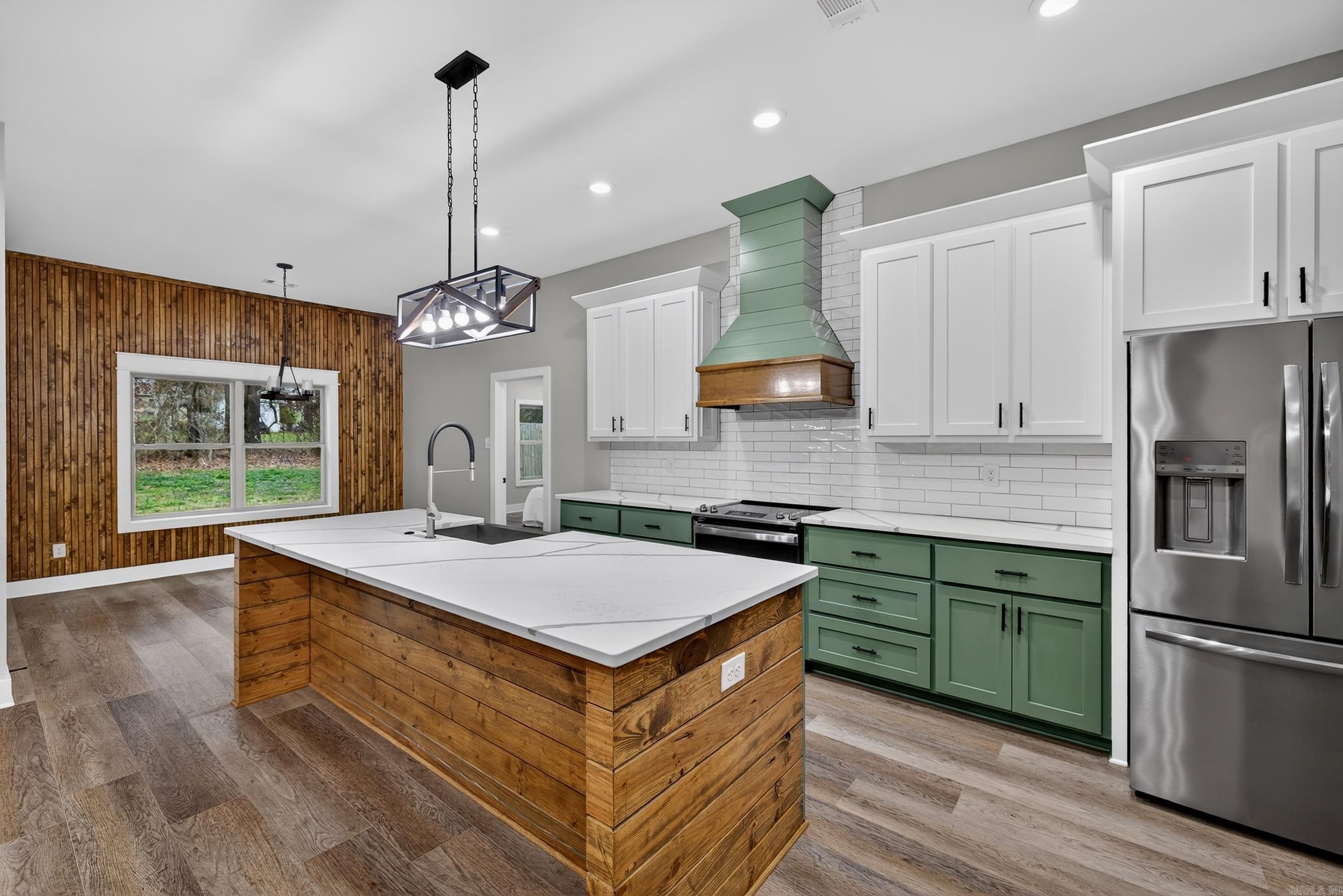 DENALI HEIGHTS - Residential