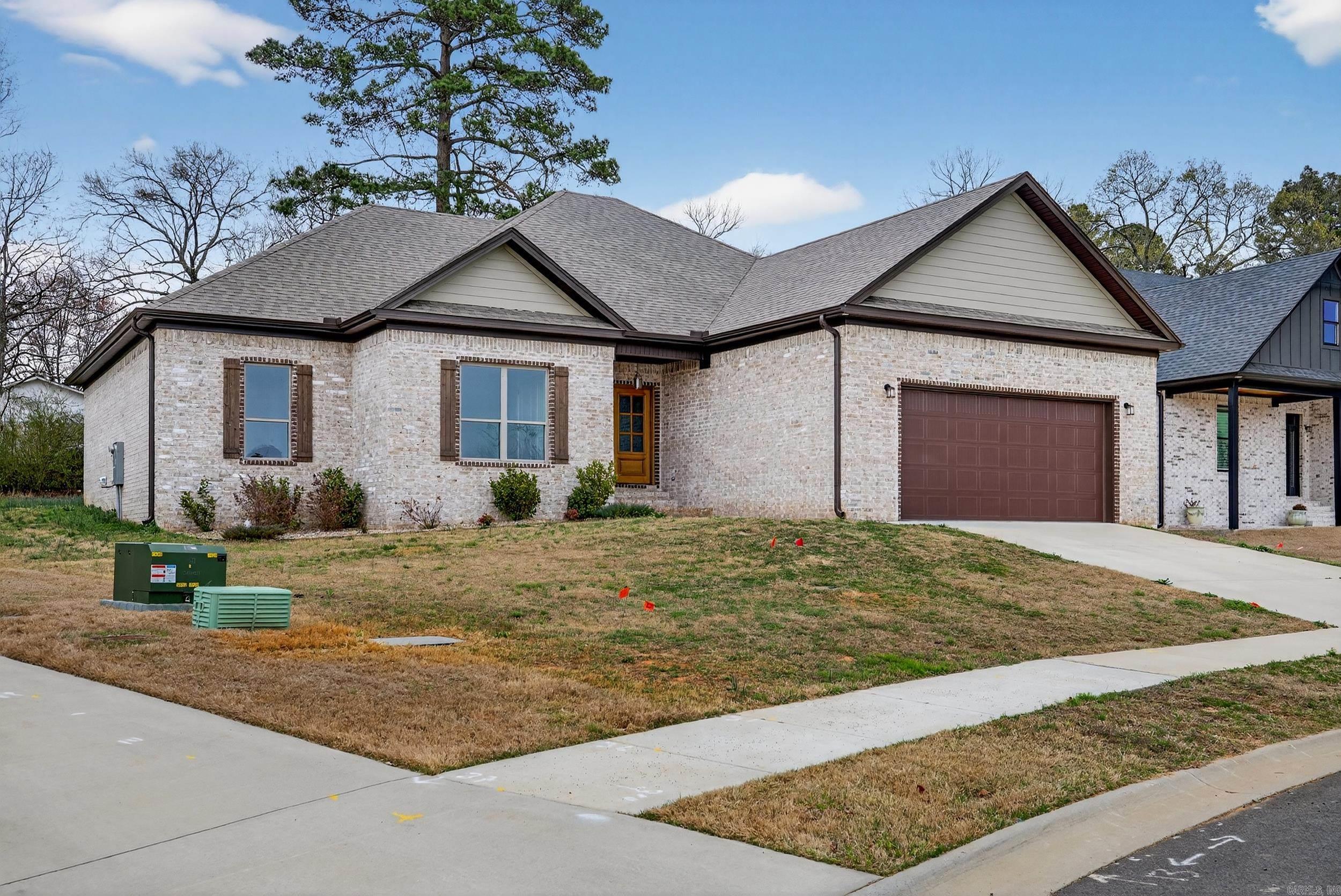 DENALI HEIGHTS - Residential