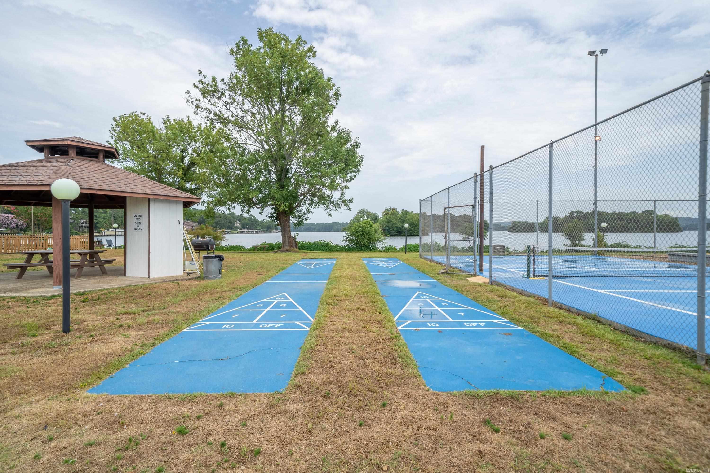 EMERALD ISLE HPR - Residential