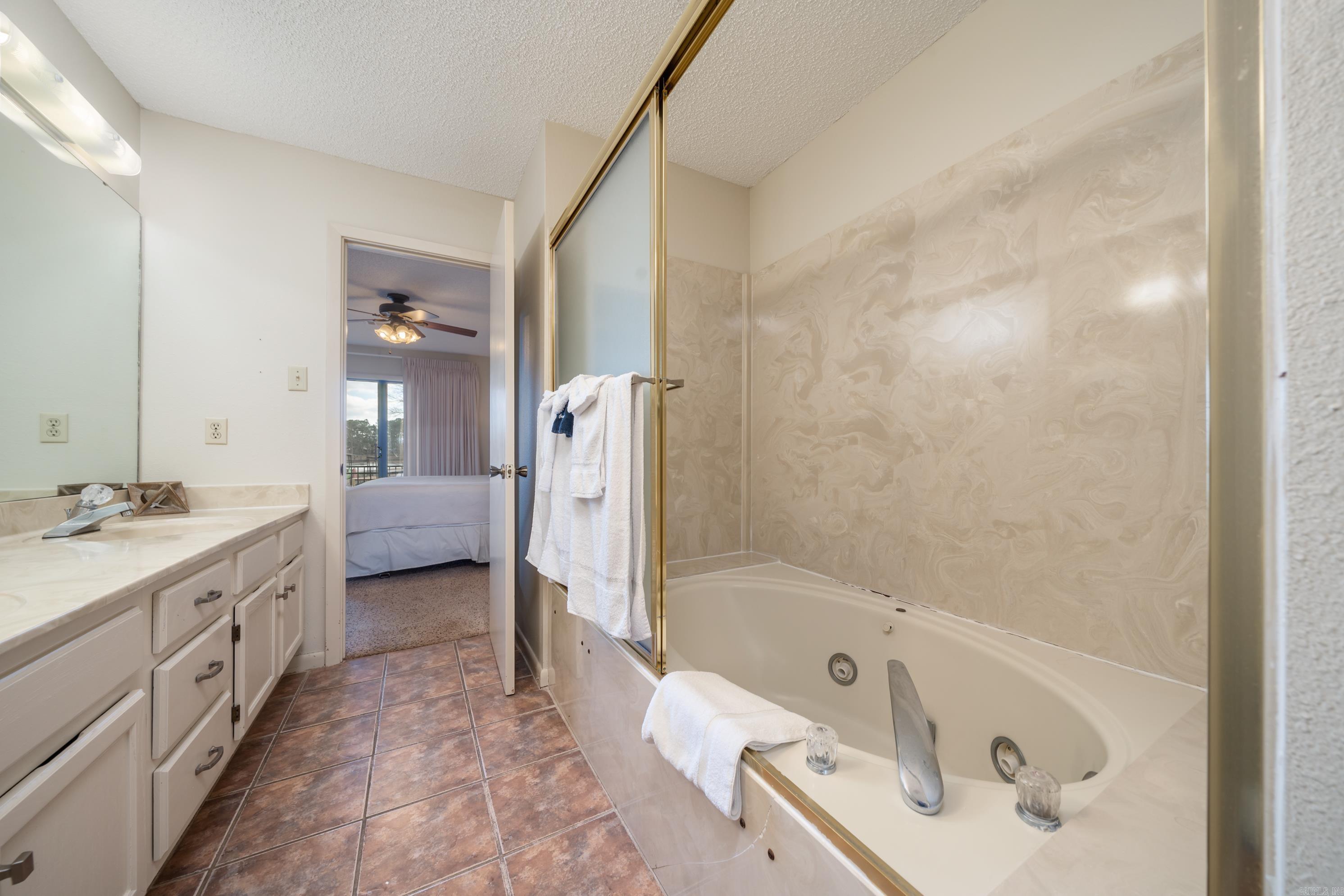EMERALD ISLE HPR - Residential