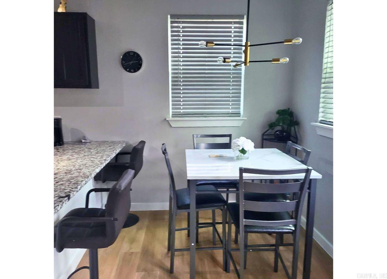 JONES & WORTHEN - Residential