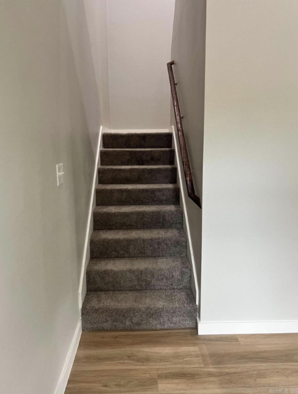 JONES & WORTHEN - Residential