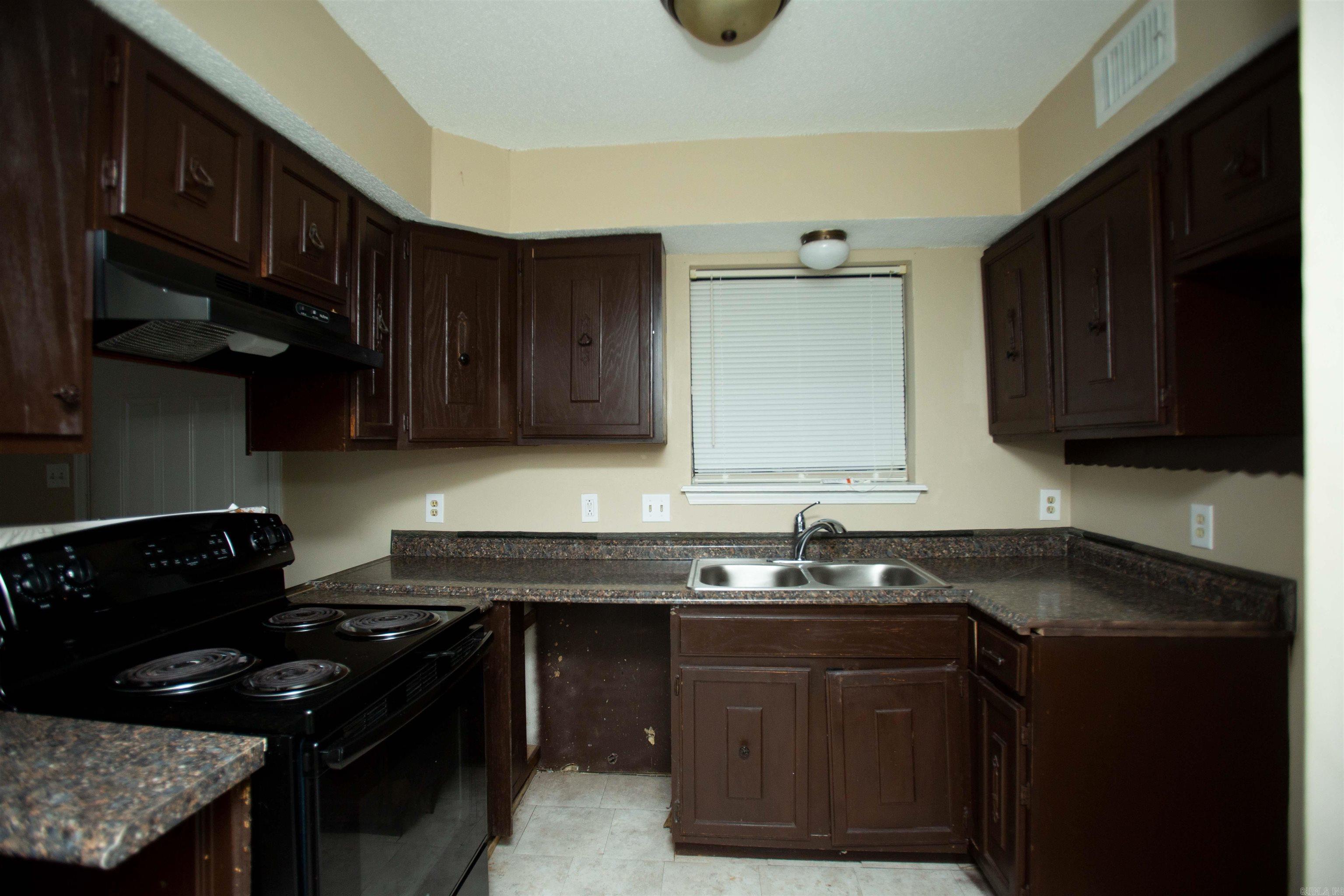 PERRY PLACE - Residential