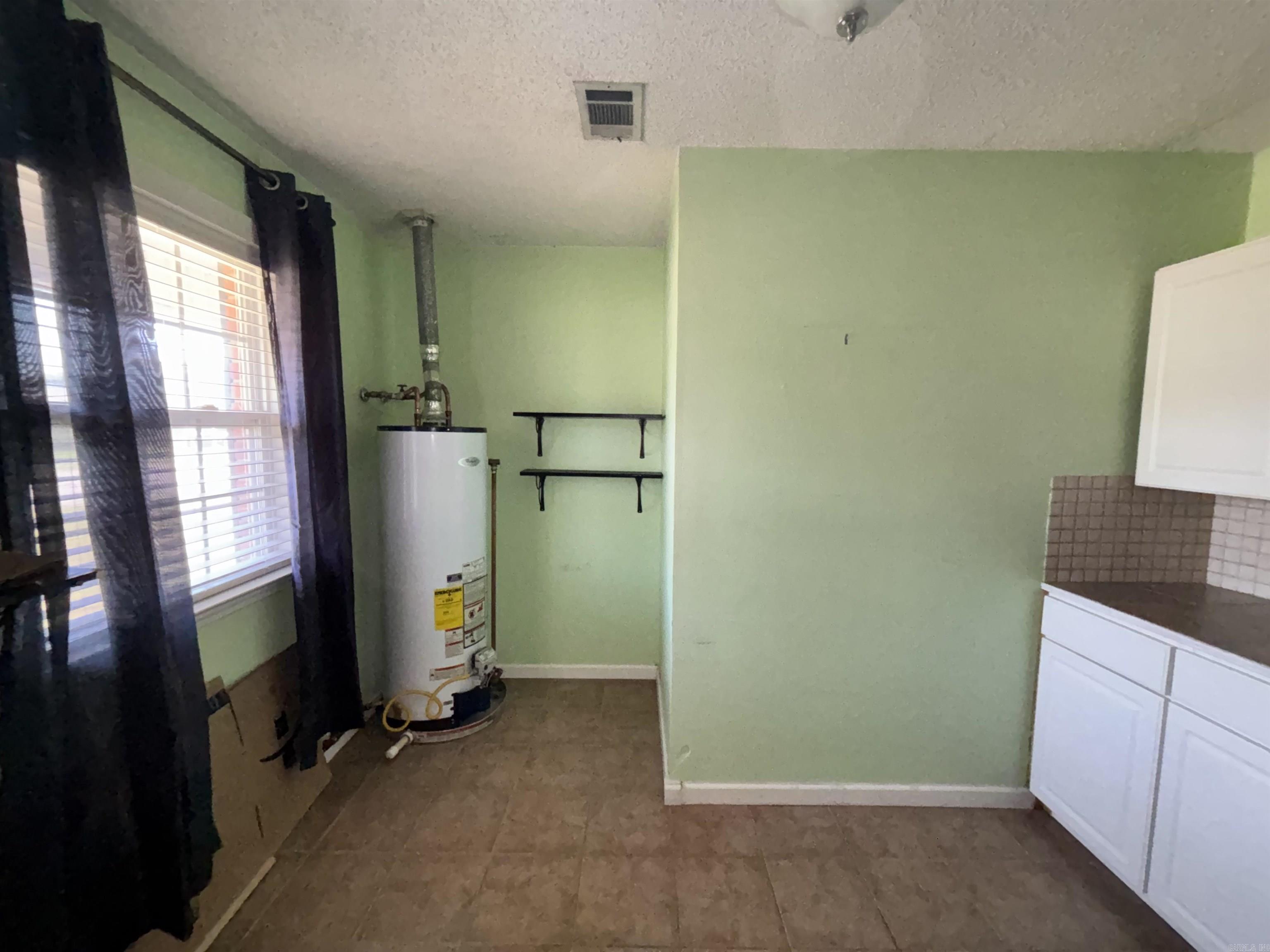STONEWALL - Residential