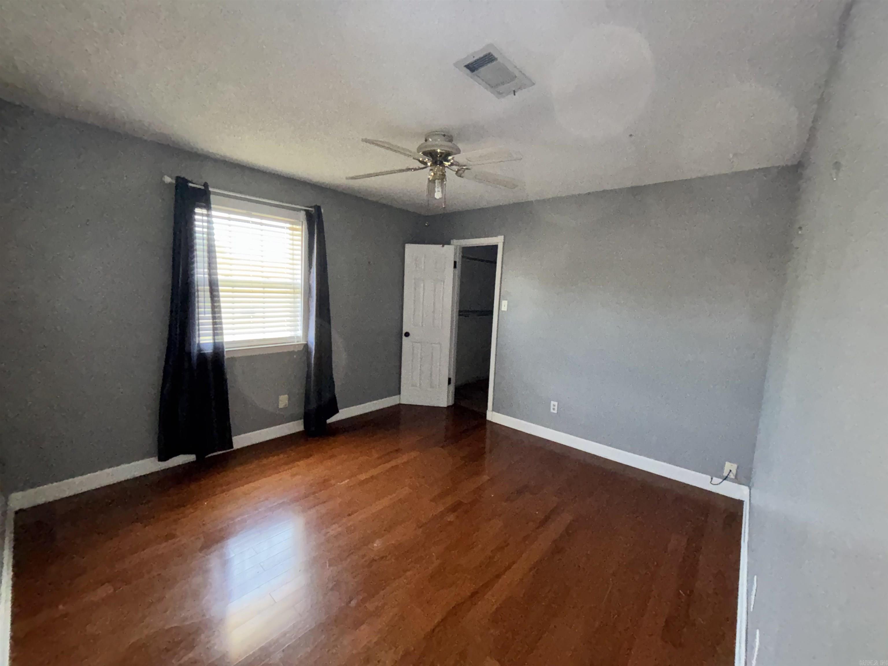 STONEWALL - Residential