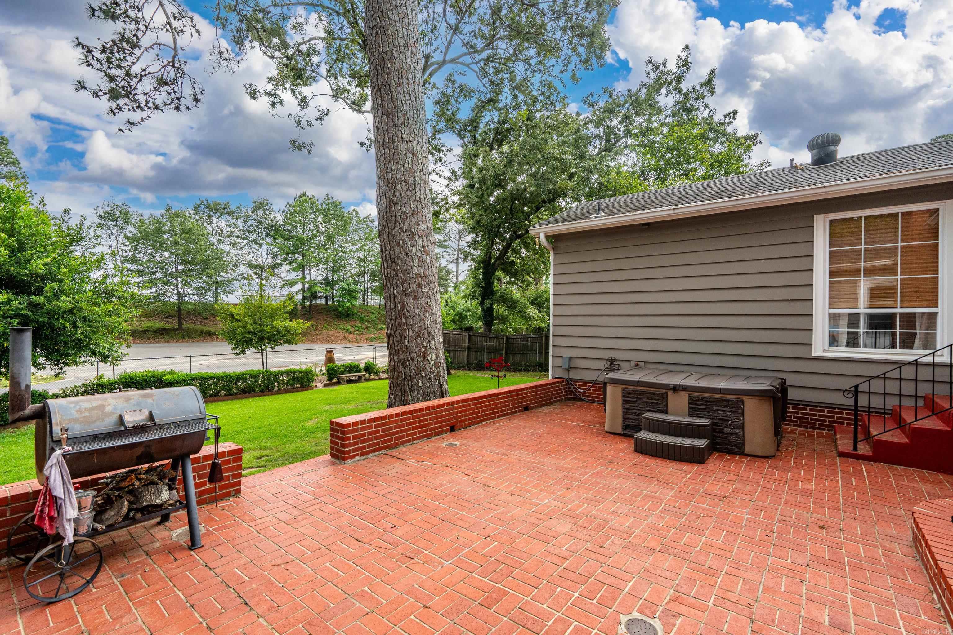 TRIVISTA - Residential